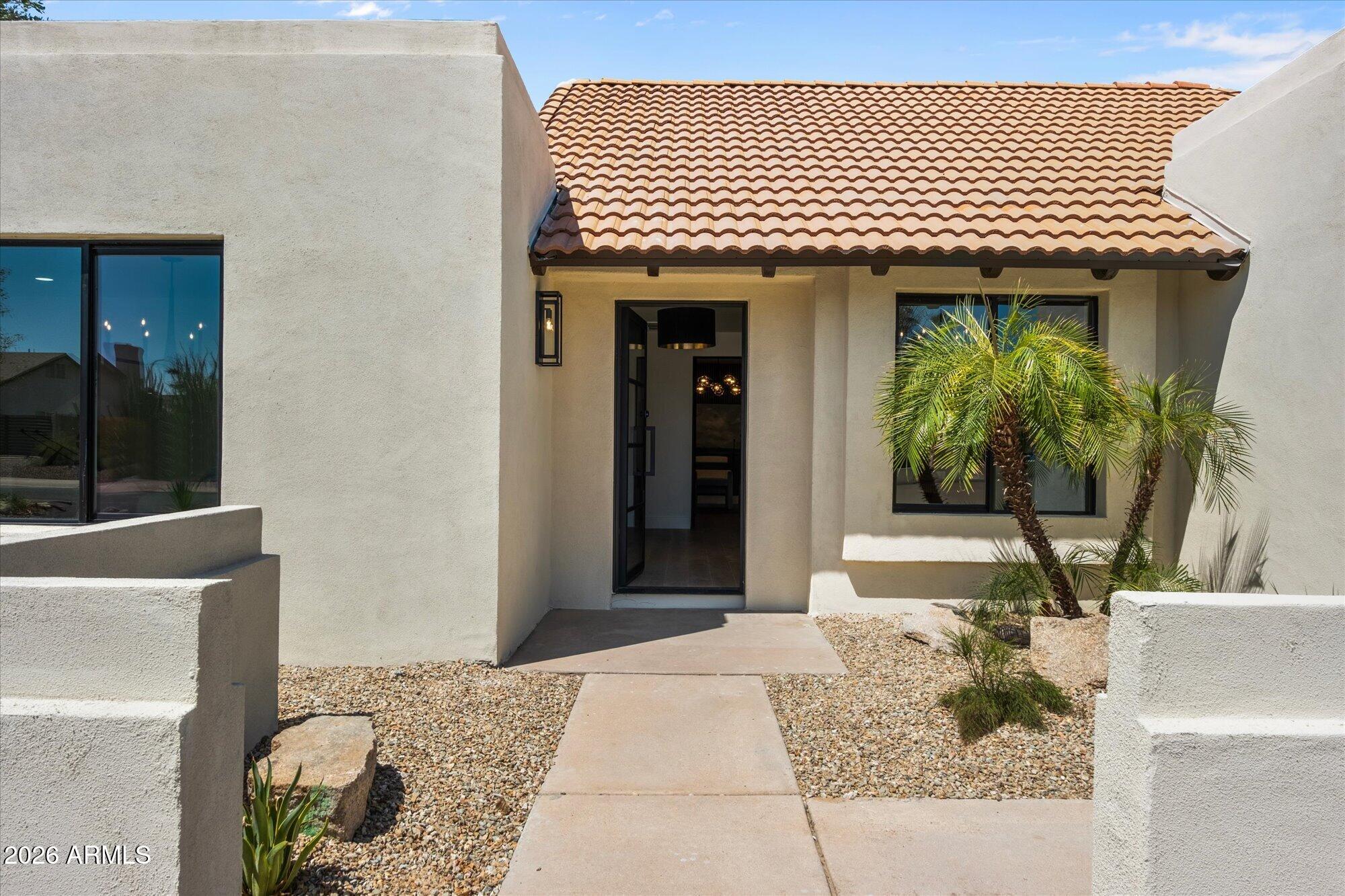 5024 E LE MARCHE Avenue
