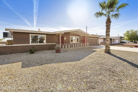 10037 N BALBOA Drive Sun City AZ 85351