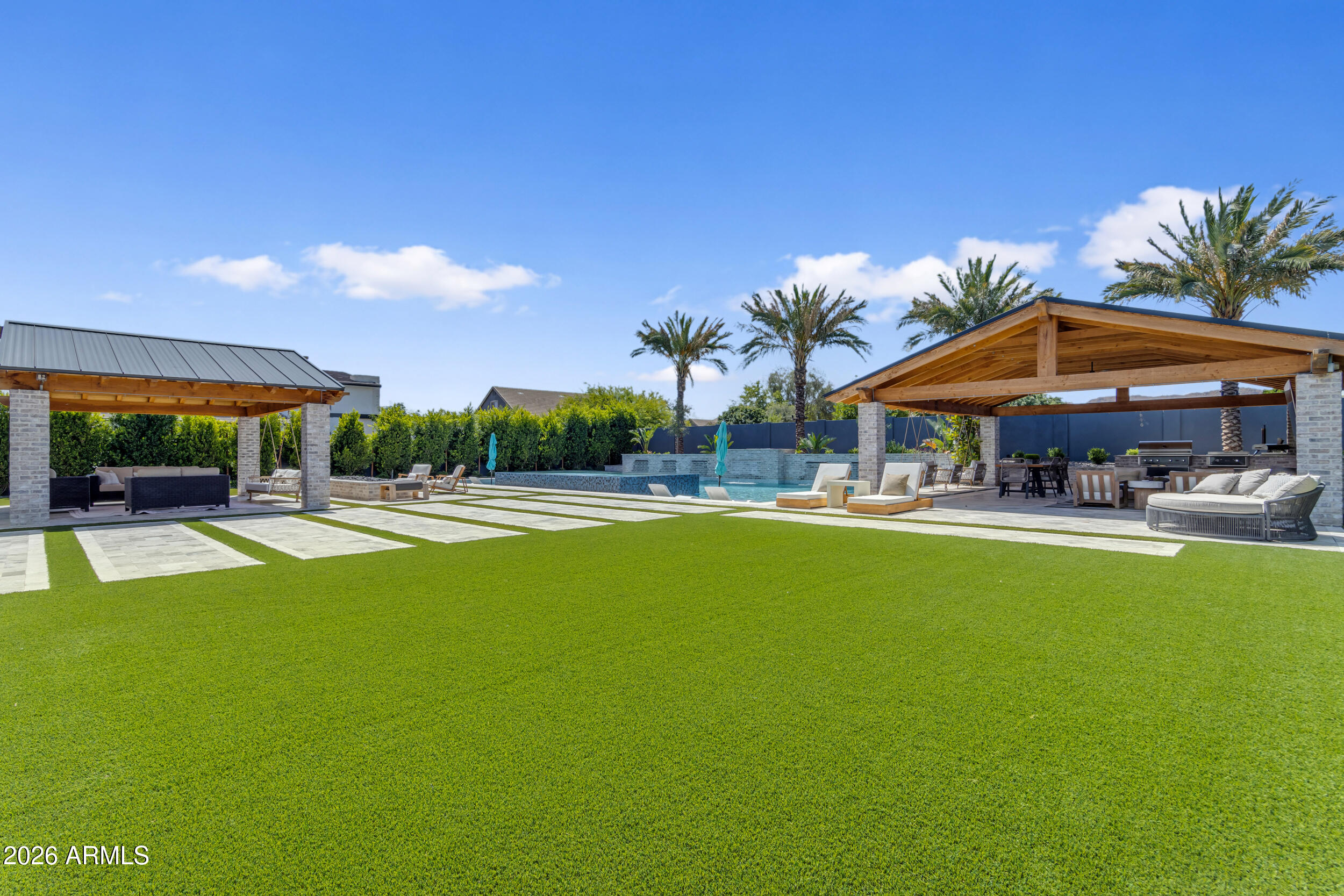BRIDLE RANCH - Residential