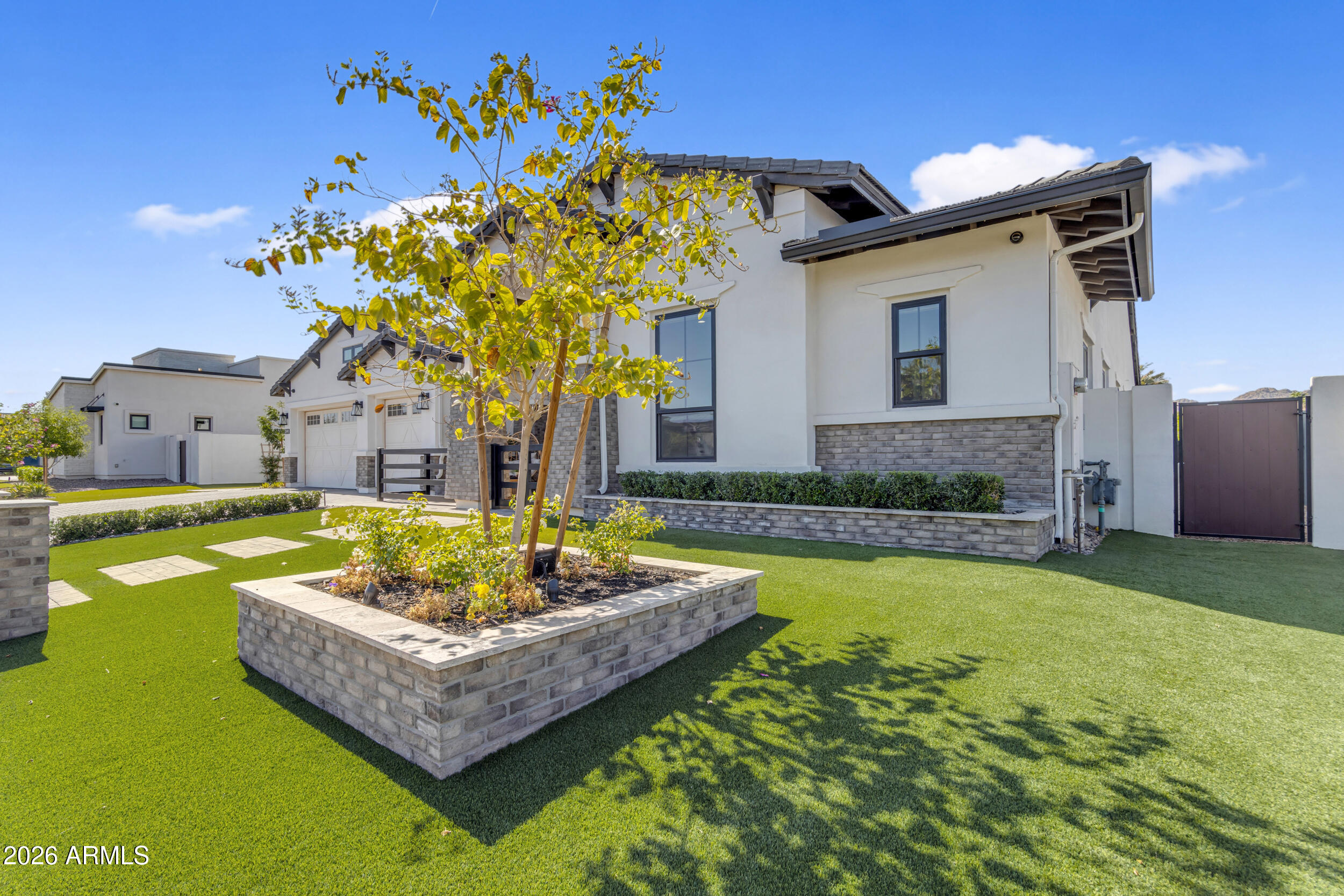 BRIDLE RANCH - Residential