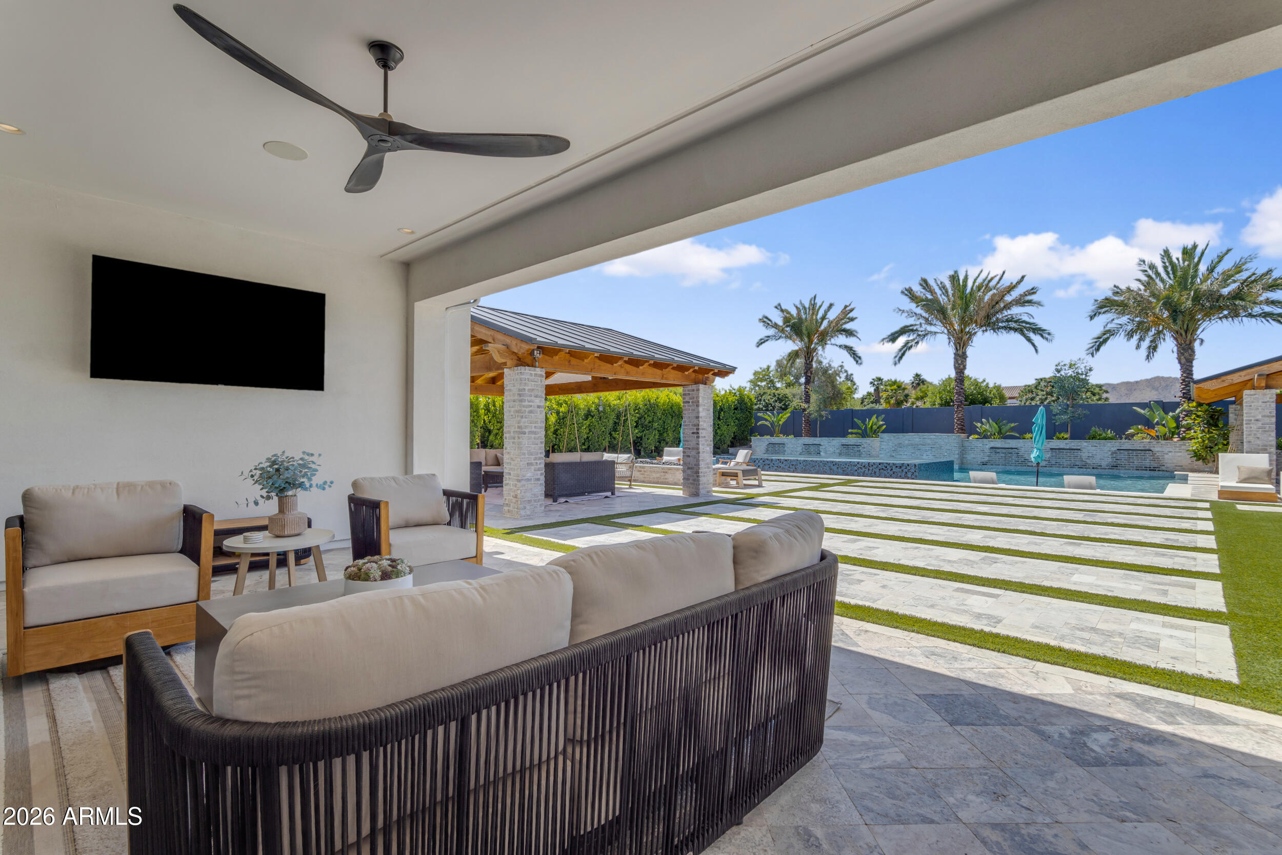 BRIDLE RANCH - Residential