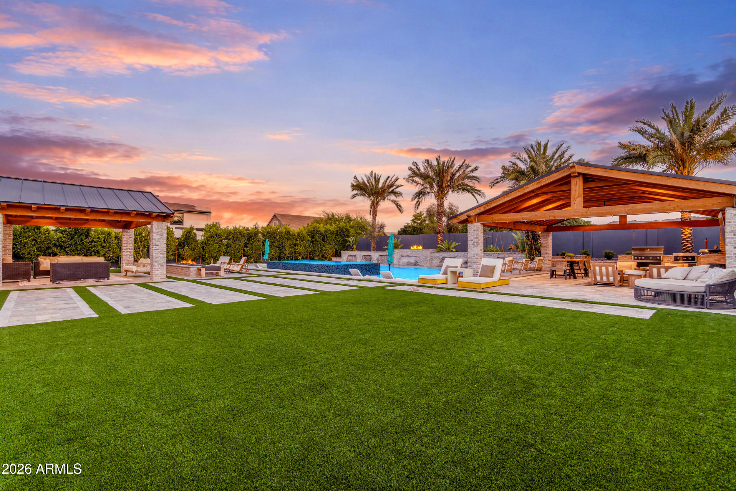 BRIDLE RANCH - Residential