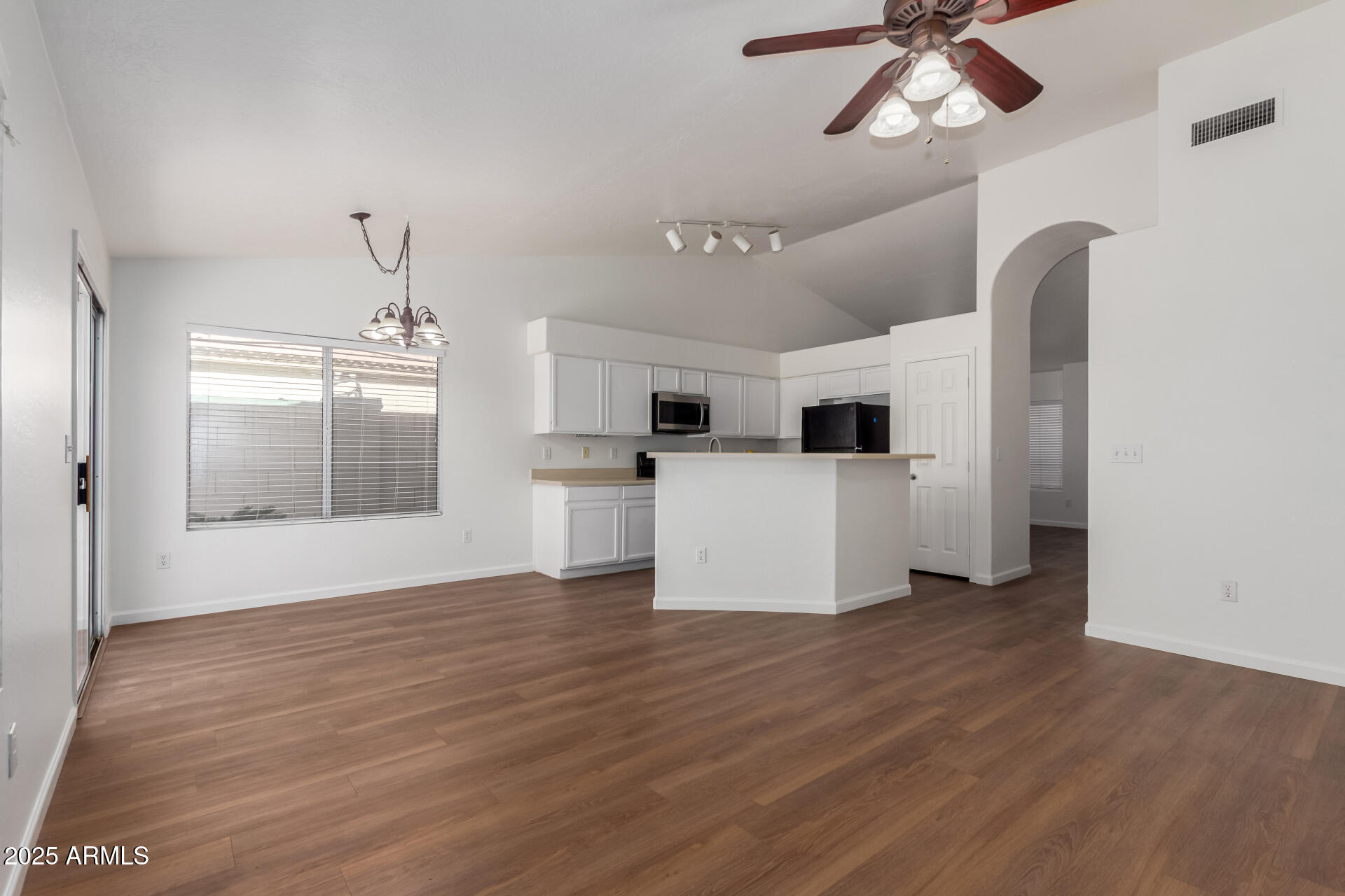 2706 S ANANEA Street