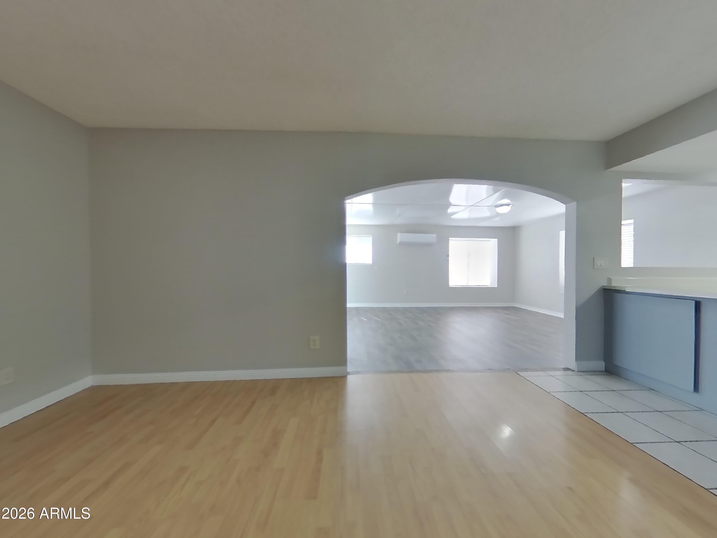 3613 W OAKLAND Street