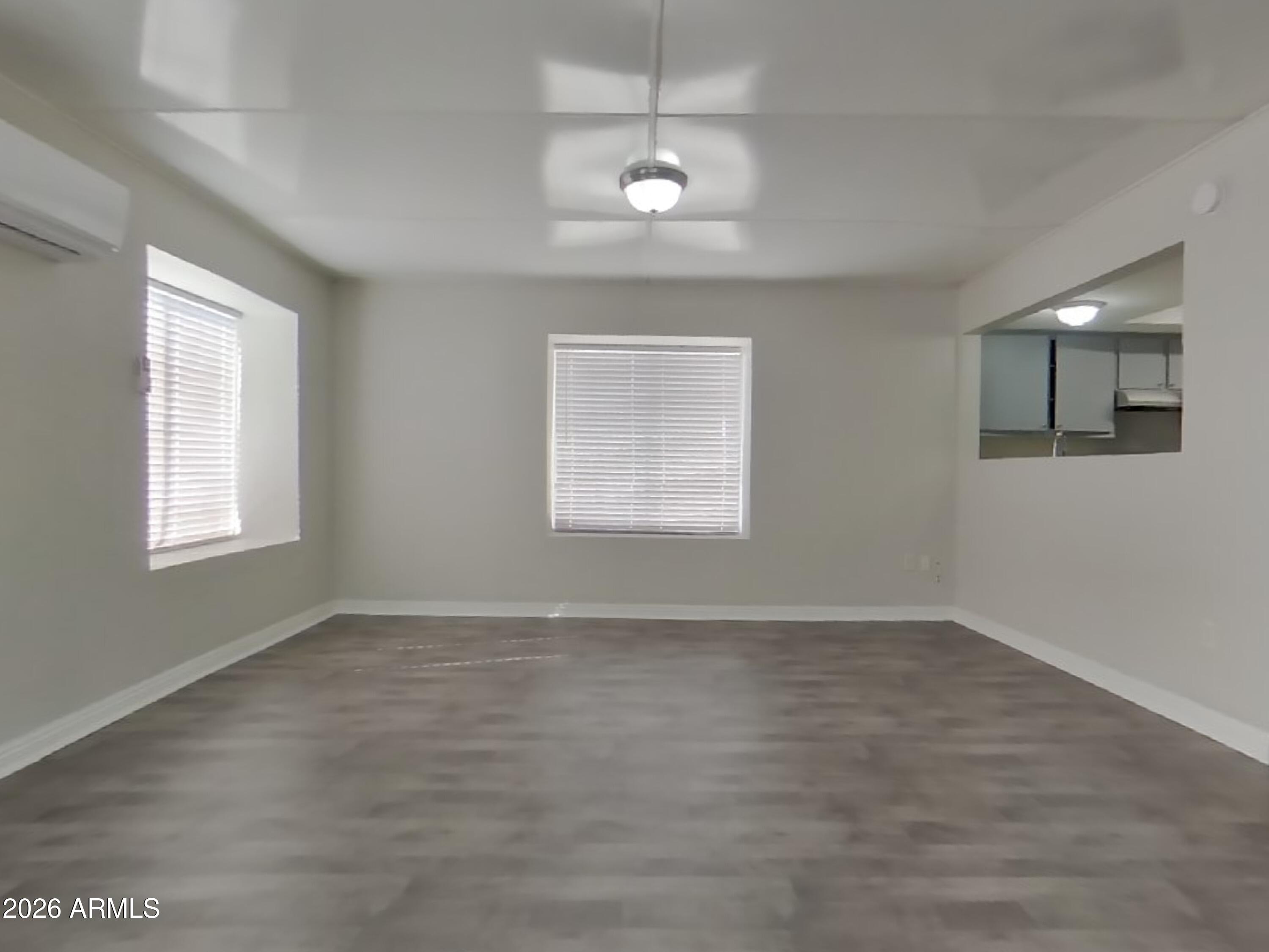 3613 W OAKLAND Street