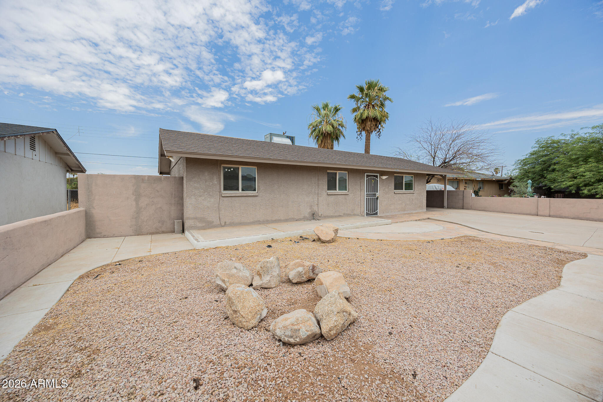 2062 E NANCY Lane