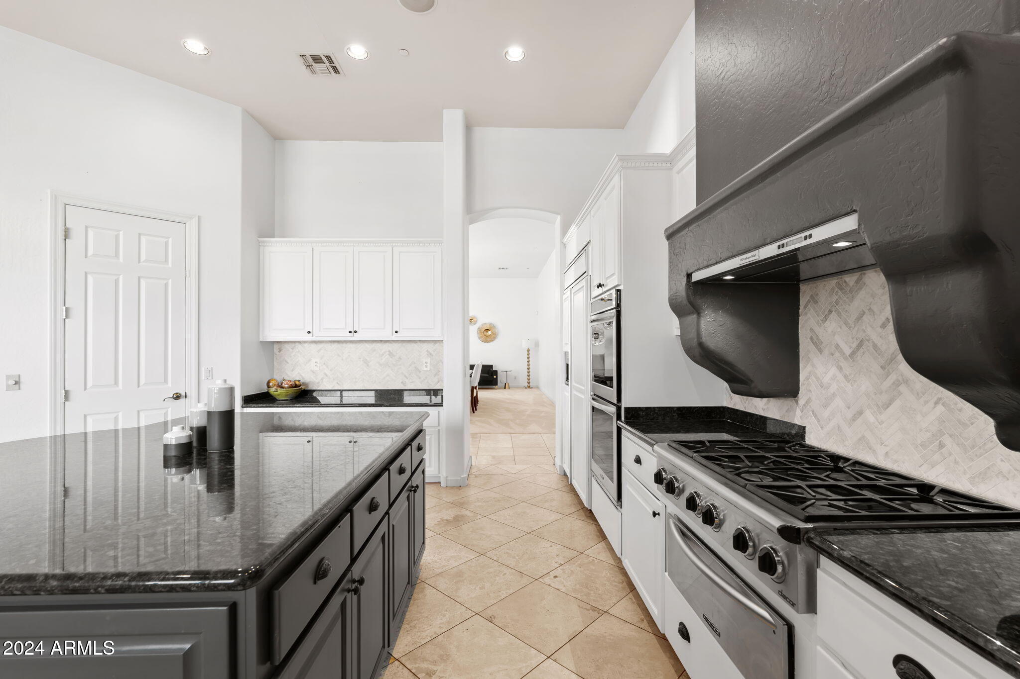 Scottsdale, Arizona 85255, United States, 5 Bedrooms Bedrooms, ,5 BathroomsBathrooms,Residential,Active,31393