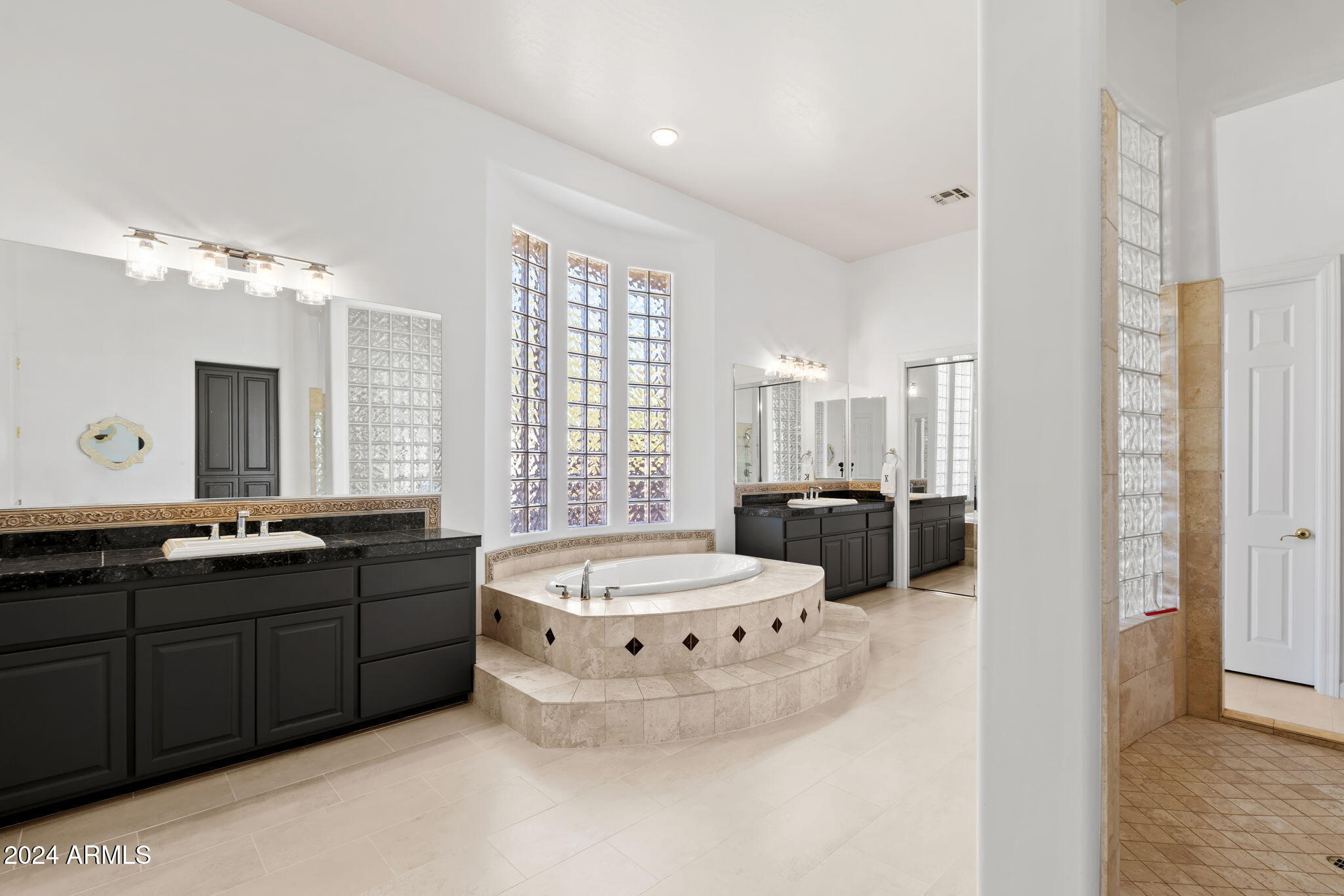 Scottsdale, Arizona 85255, United States, 5 Bedrooms Bedrooms, ,5 BathroomsBathrooms,Residential,Active,31393