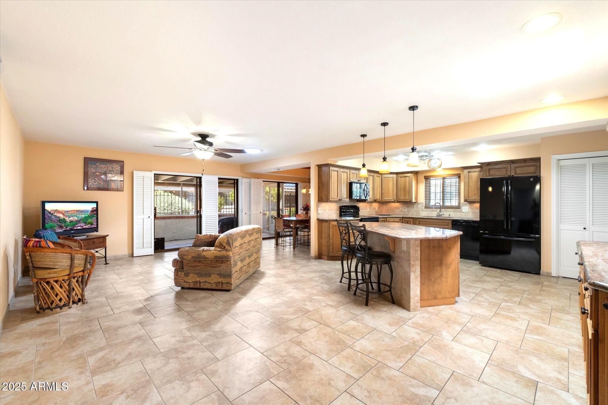 7644 E SANDALWOOD Drive