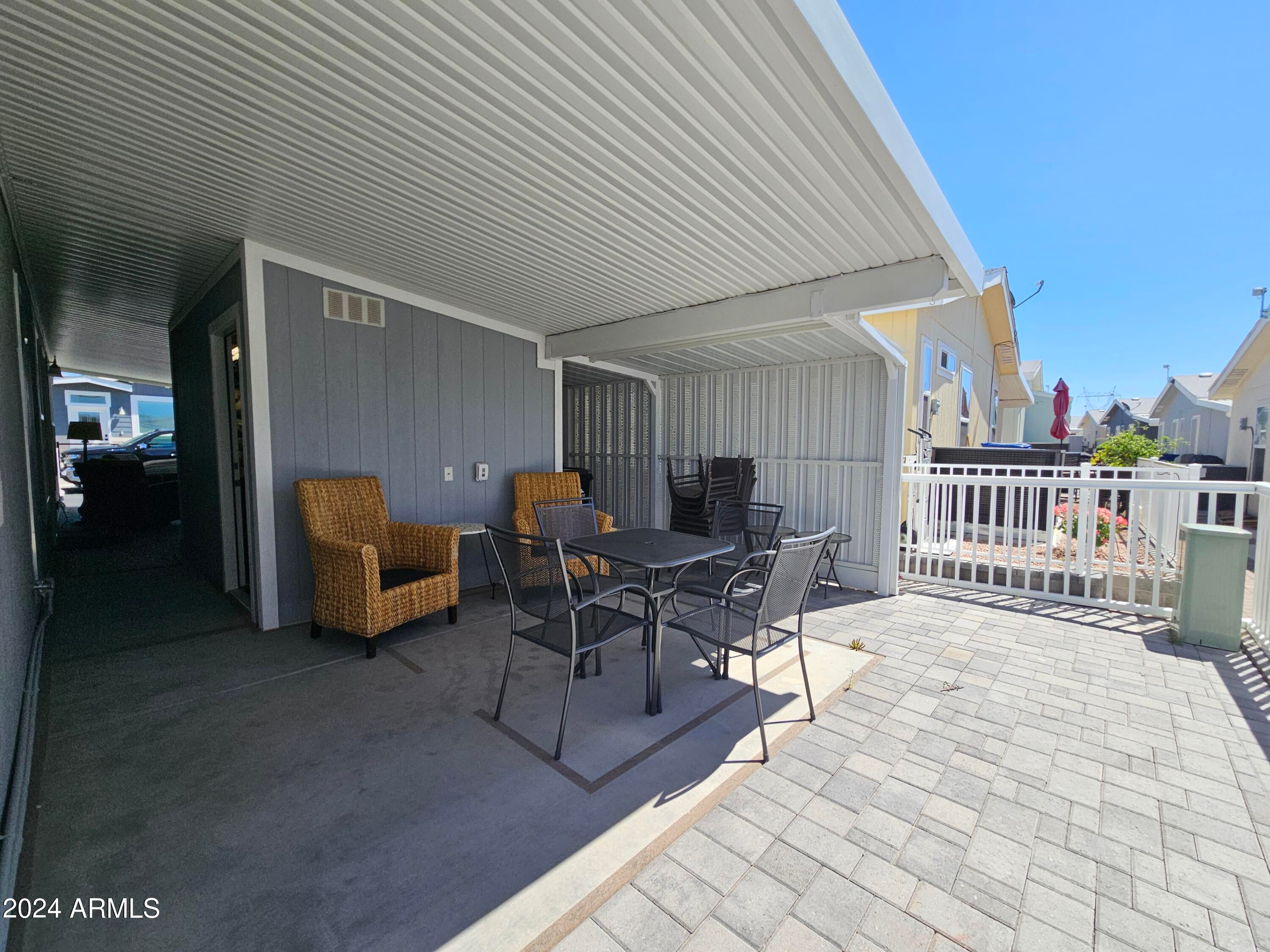 650 N Hawes Road 3211
