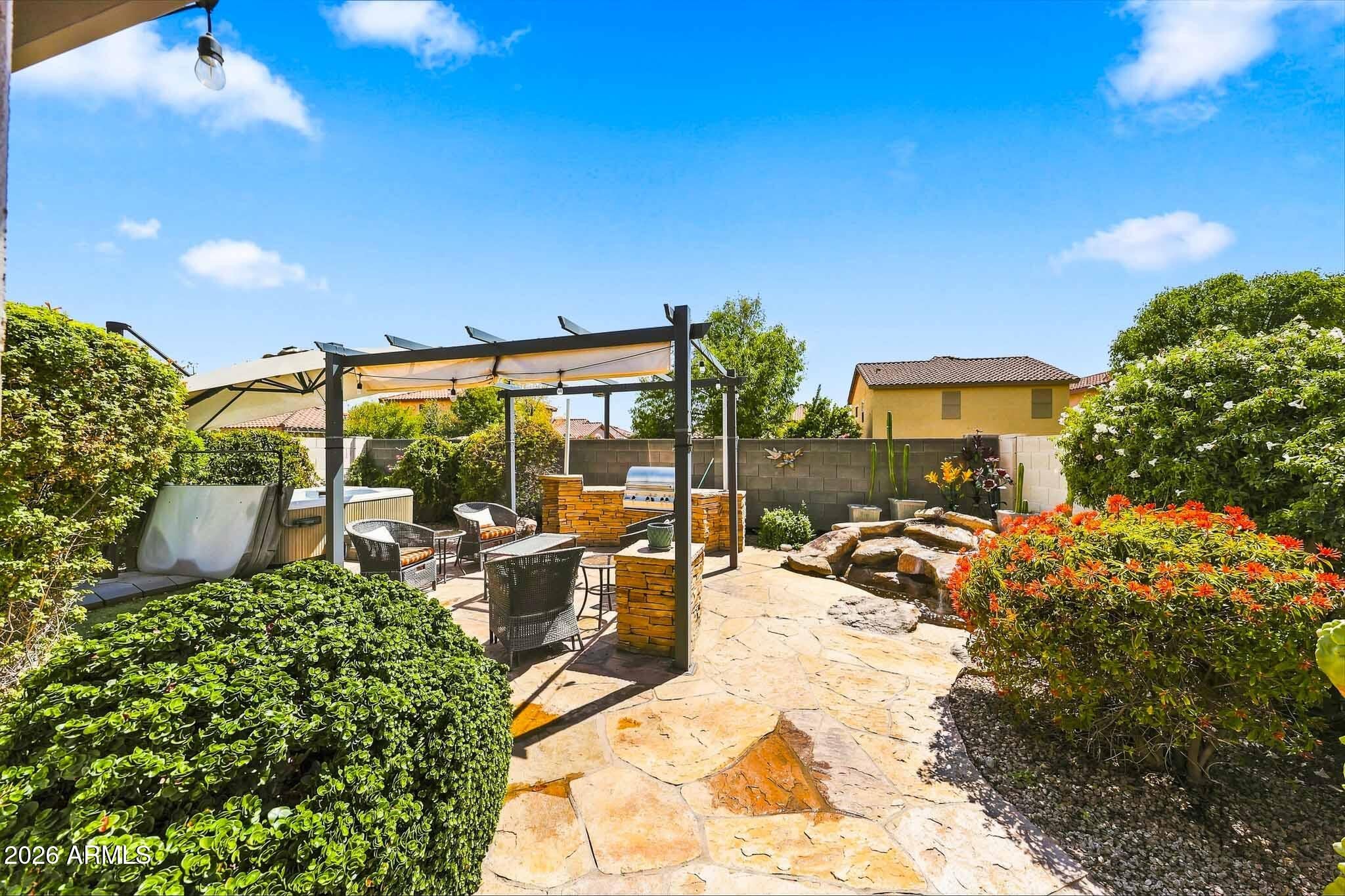 731 E ROSE MARIE Lane