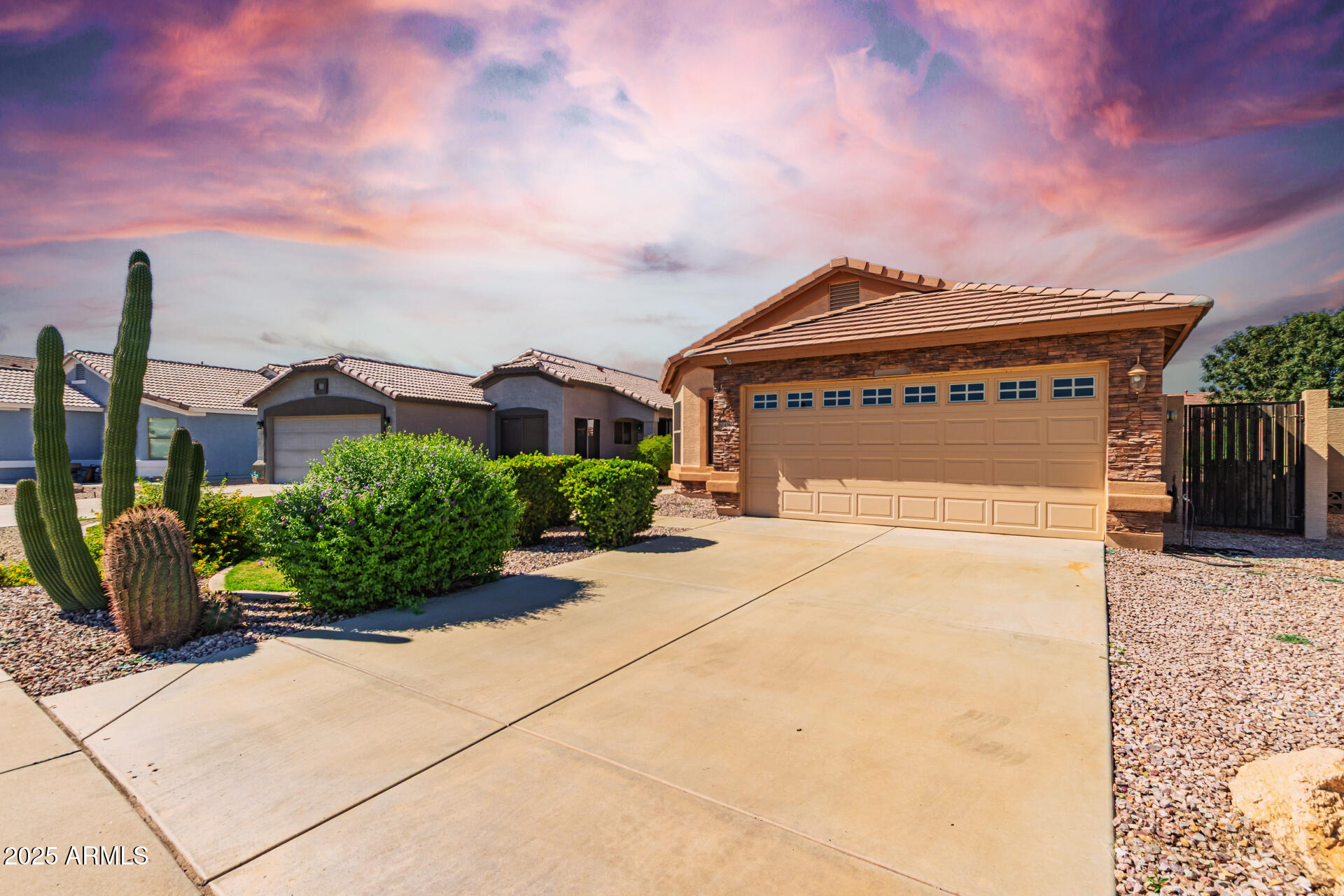 40864 N CAMBRIA Lane