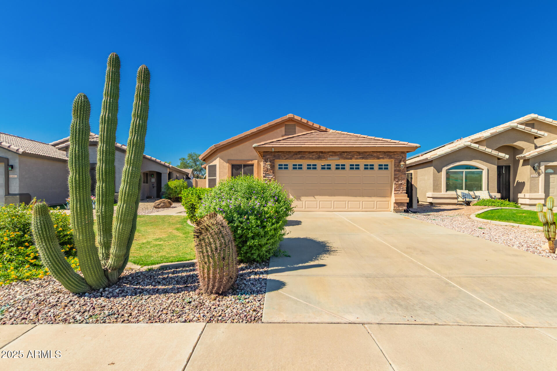 40864 N CAMBRIA Lane