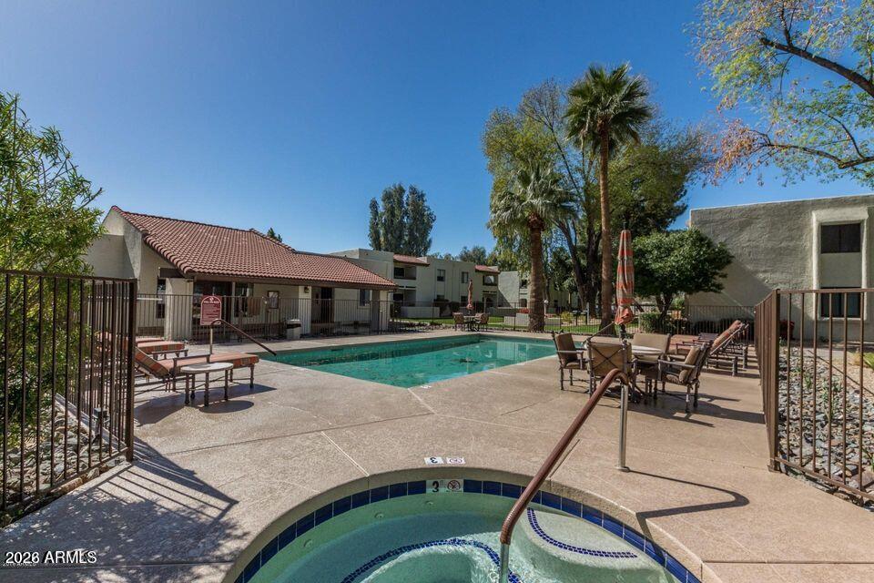 10444 N 69TH Street 119