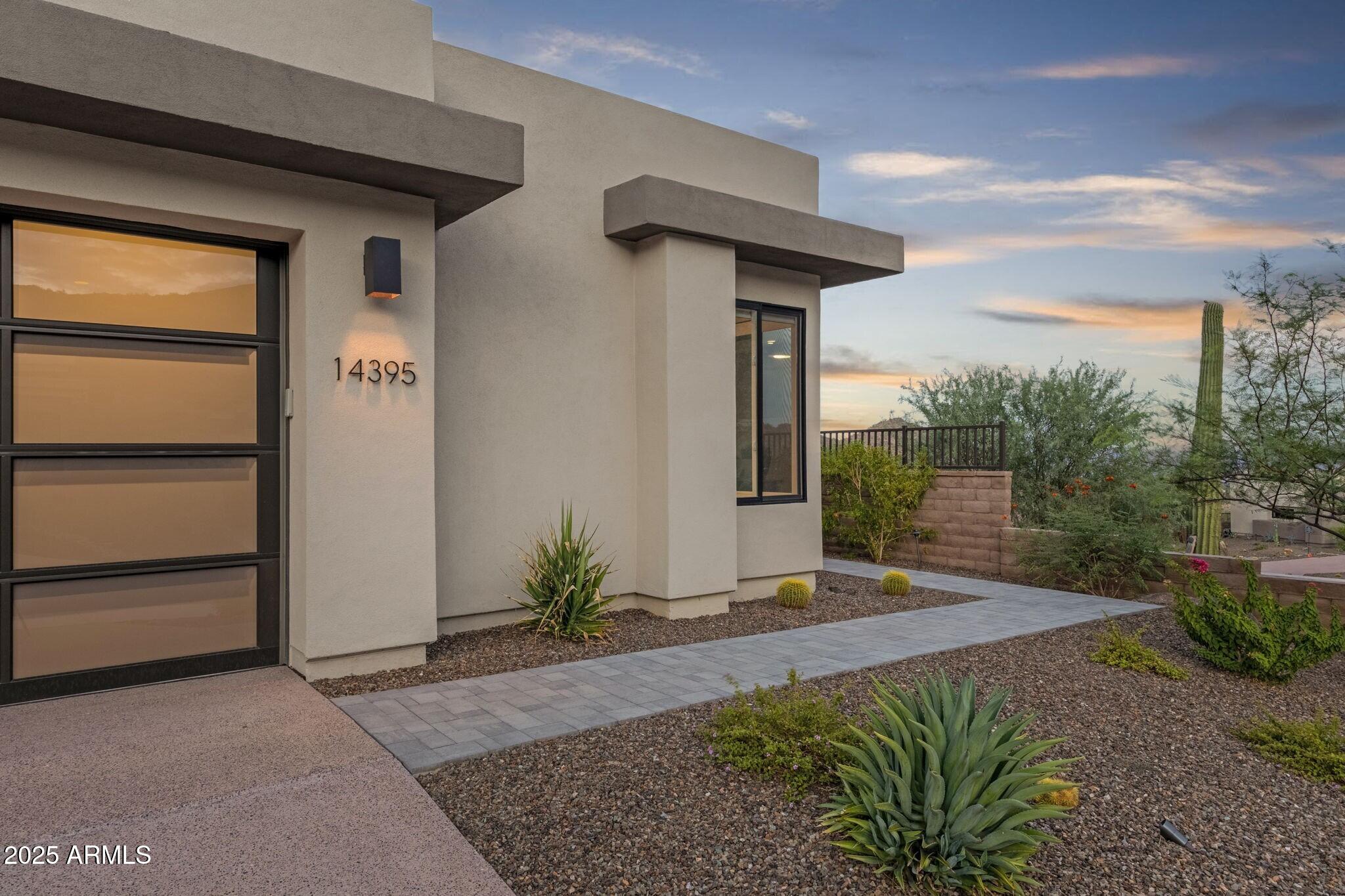 14395 N VALENCIA Drive
