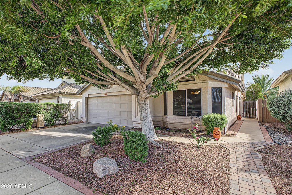 Photo of 3105 E Escuda Road, Phoenix, AZ 85050 (MLS # 7093993)