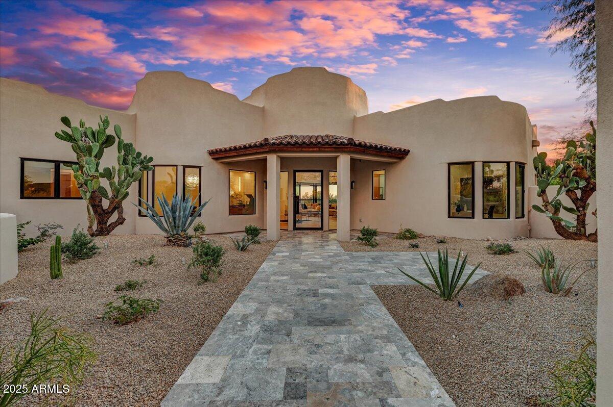 9219 E LOS GATOS Drive