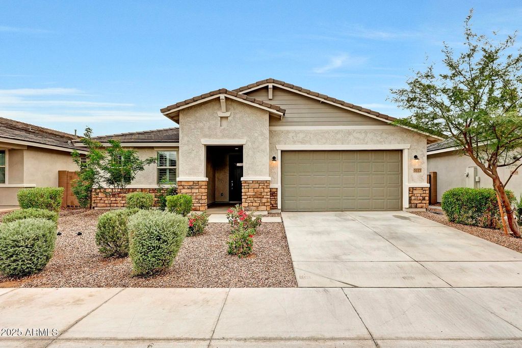 Photo of 5115 N 181st Drive, Litchfield Park, AZ 85340 (MLS # 6950227)