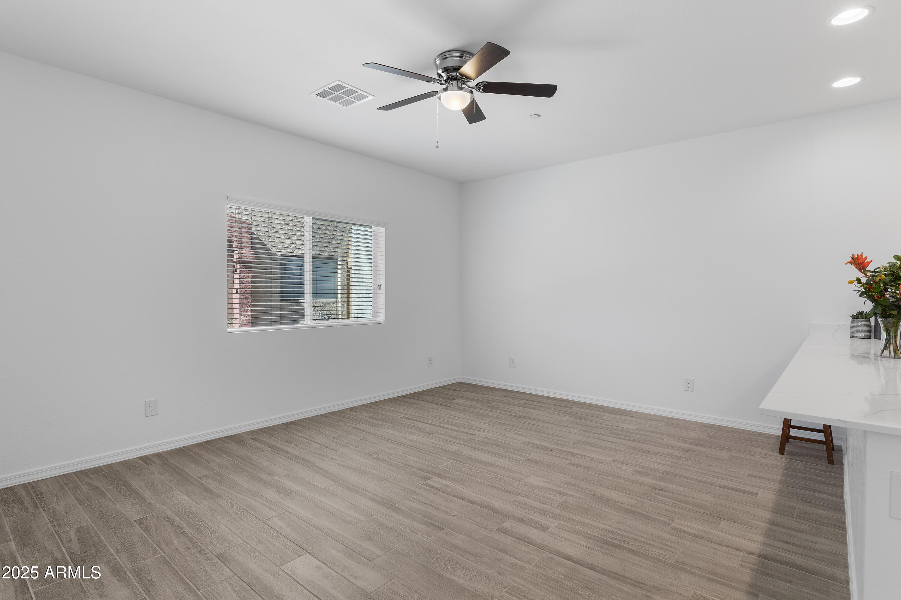 15636 N 29th Street Unit 1