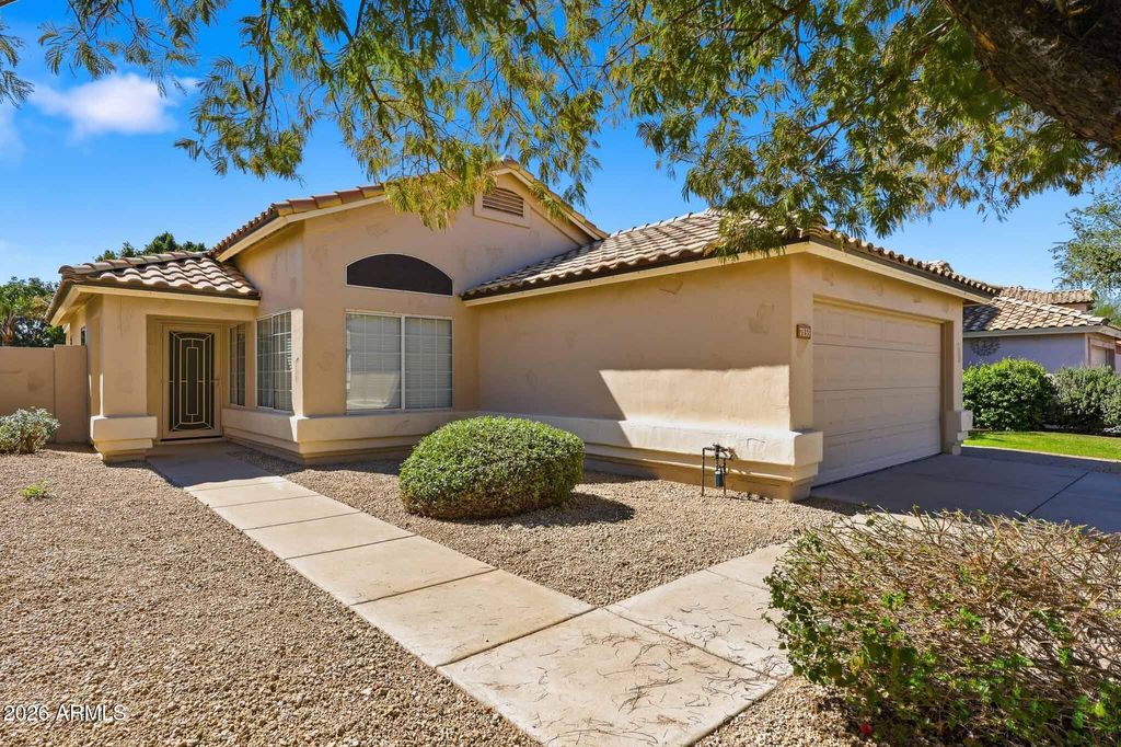 Photo of 7133 W La Senda Drive, Glendale, AZ 85310 (MLS # 6994838)