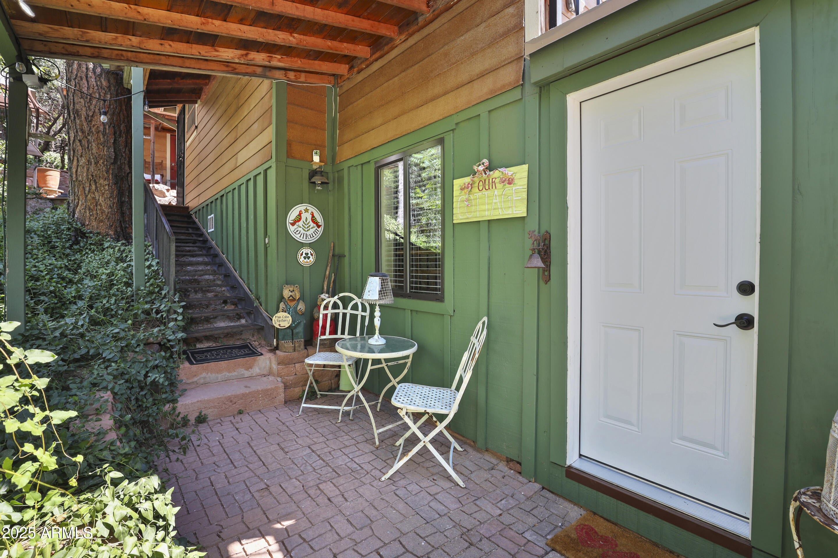 627 S BUENAGUA Road