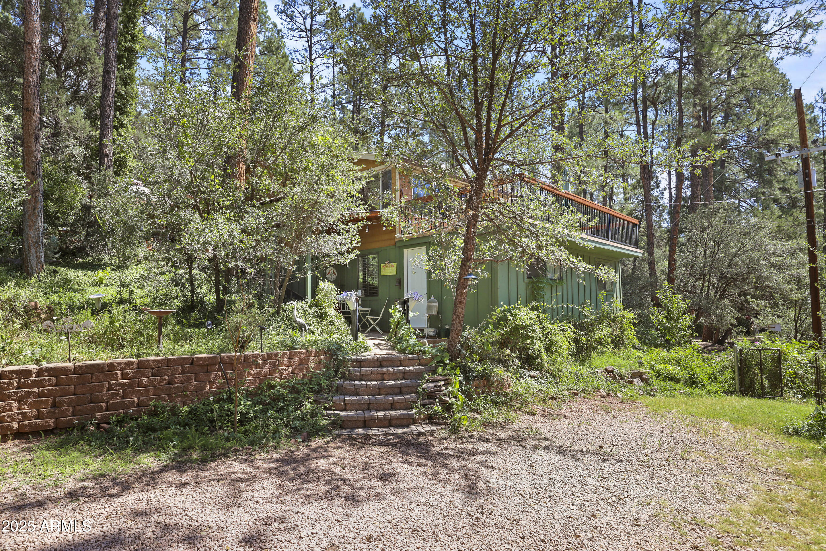 627 S BUENAGUA Road