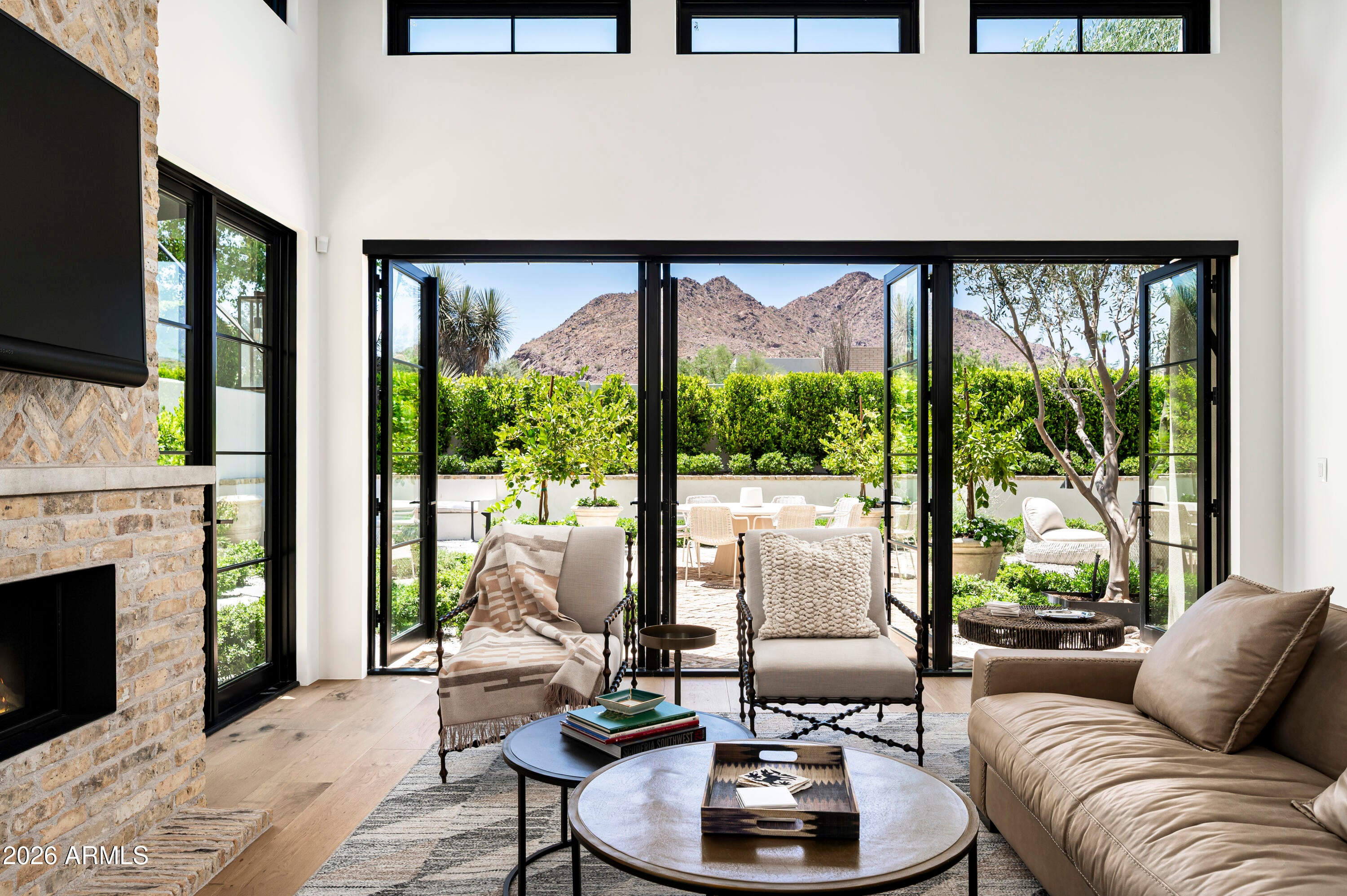 5101 N CASA BLANCA Drive 305