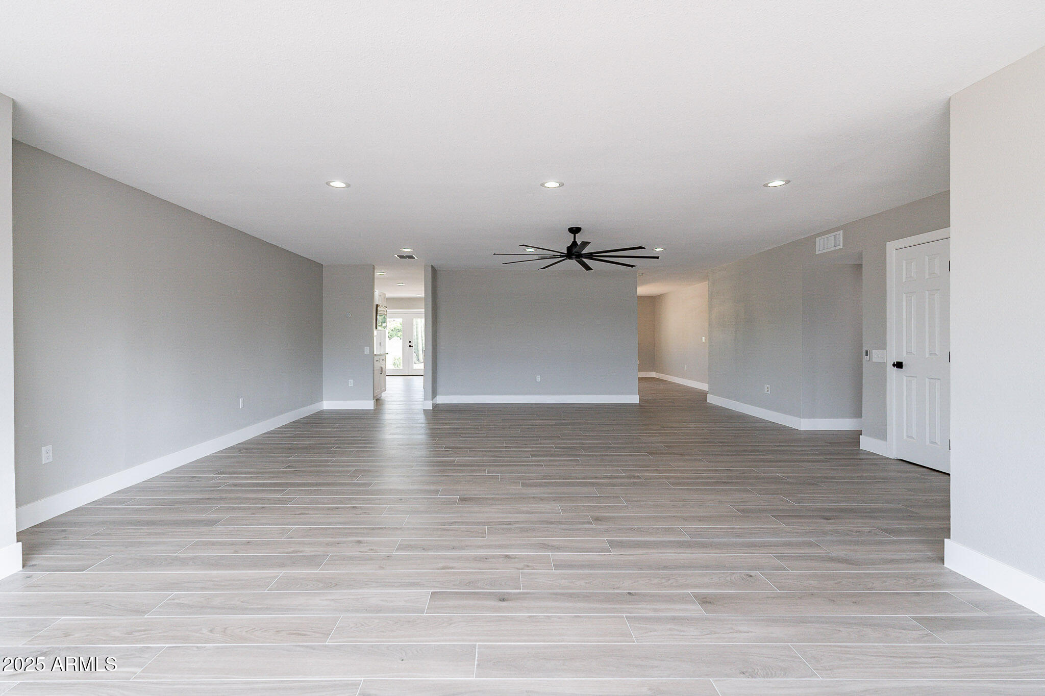 12518 W SKYLARK Drive