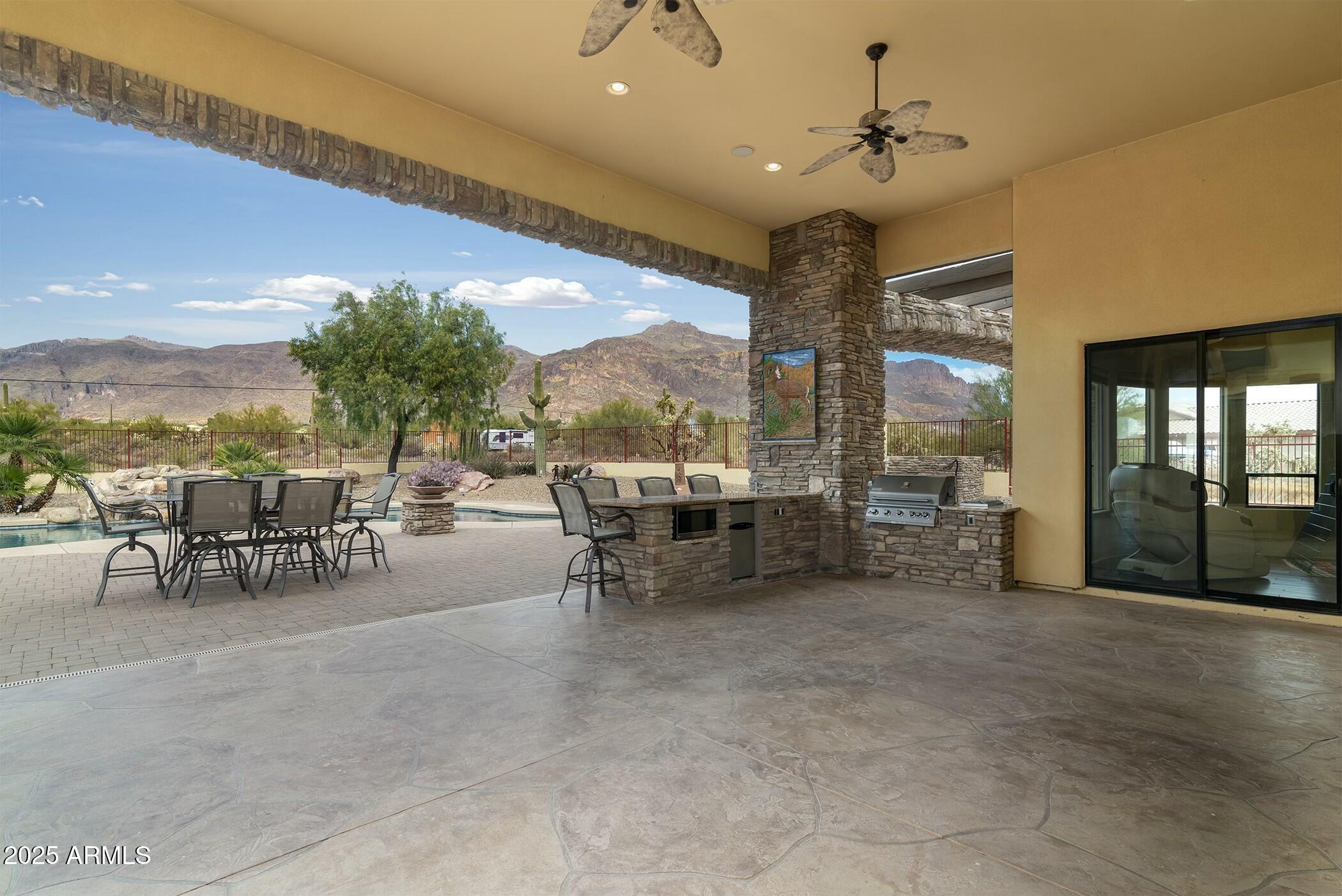 10630 E Cactus View Circle