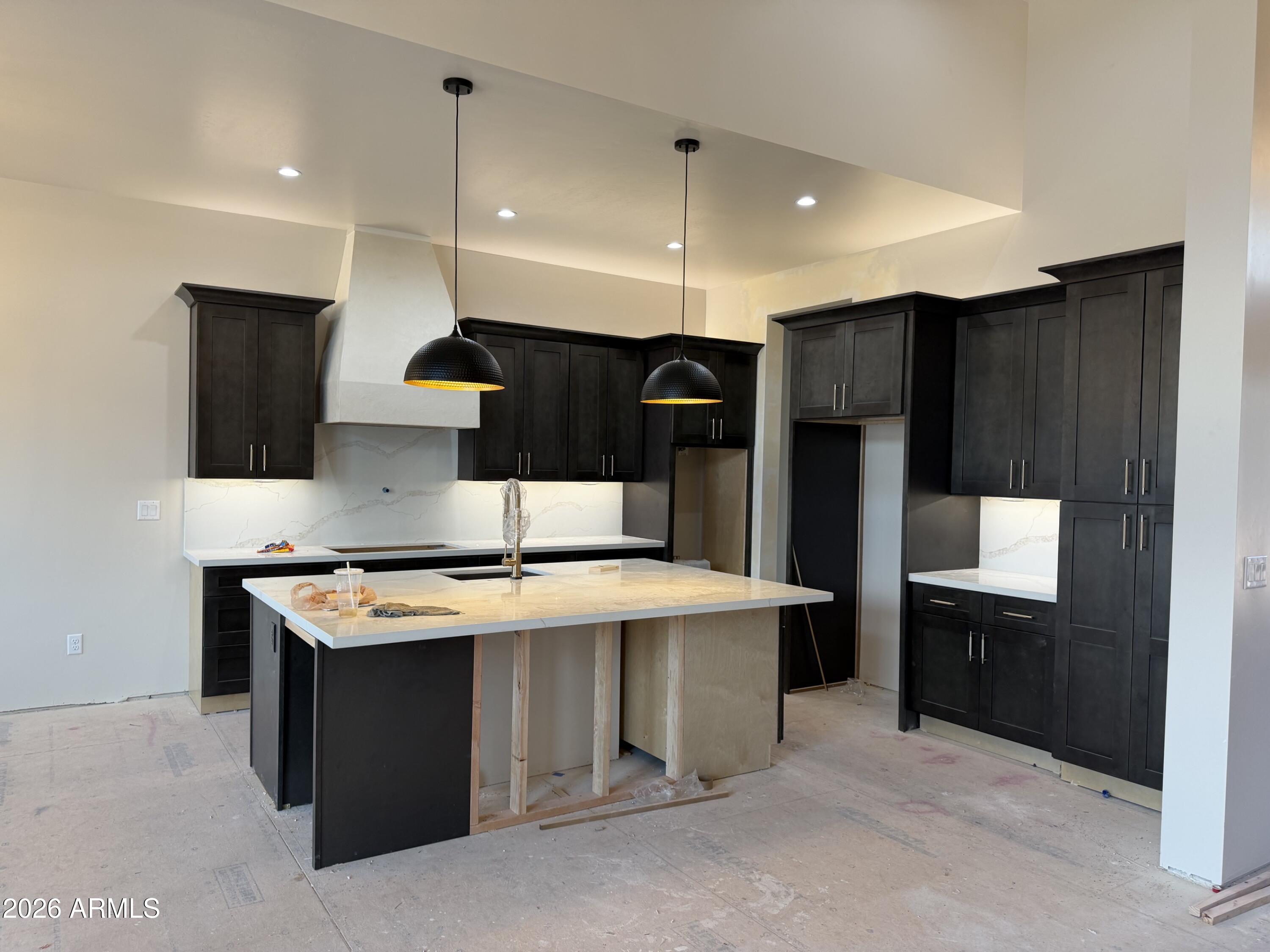 1704 E VELVET MESQUITE Court