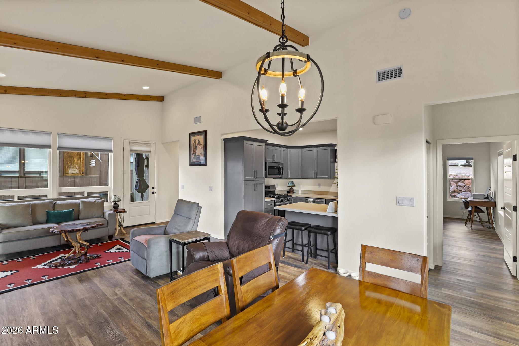 ELK RIM - Residential