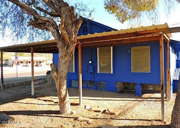 895 E WICKENBURG Way