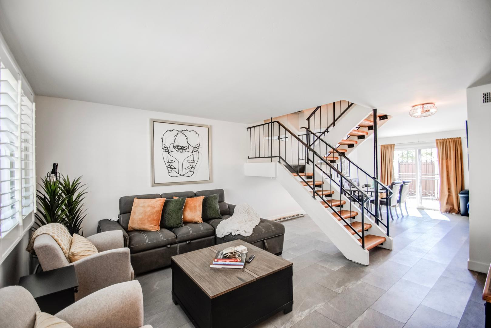 6845 E Osborn F