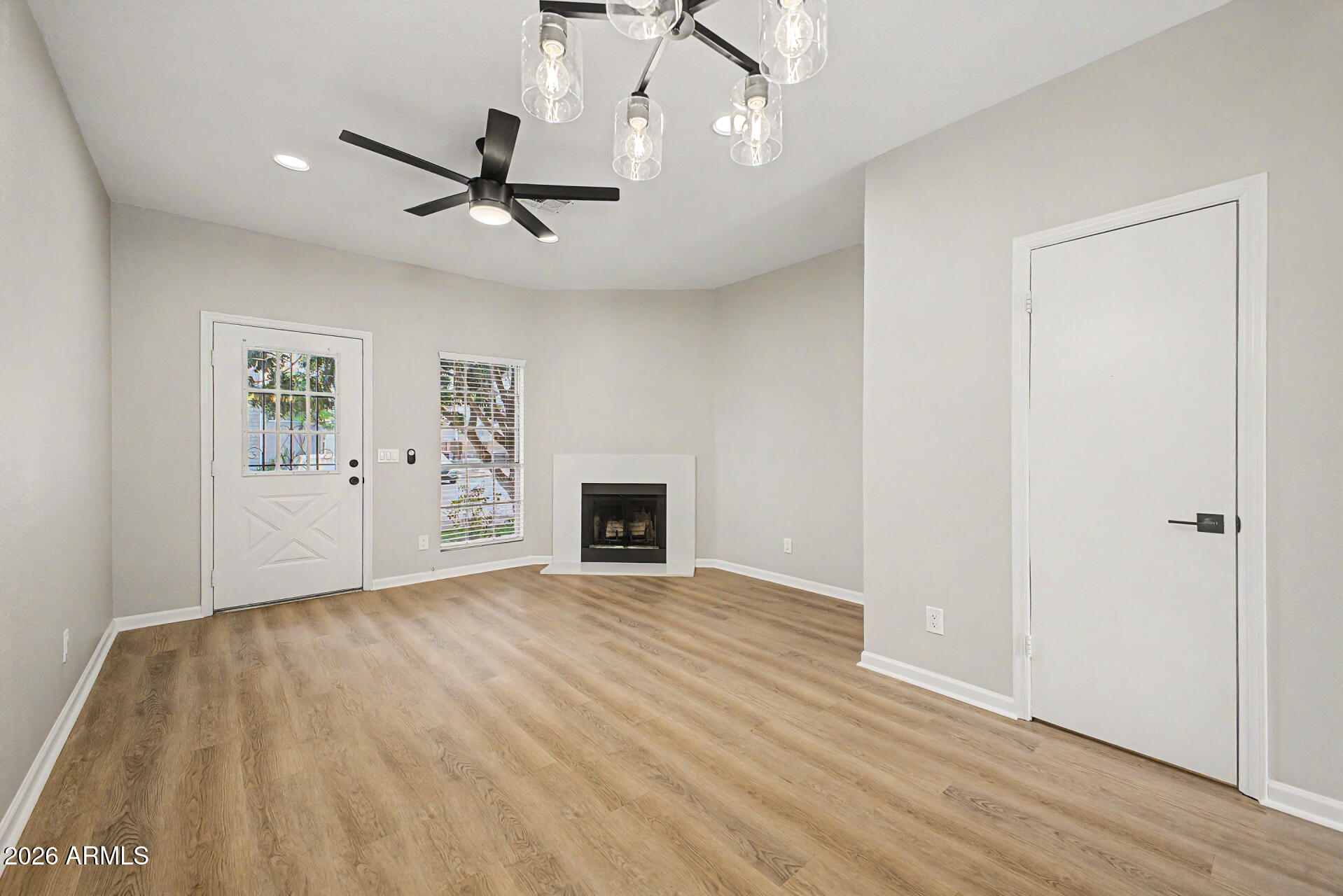 1601 N SABA Street 239