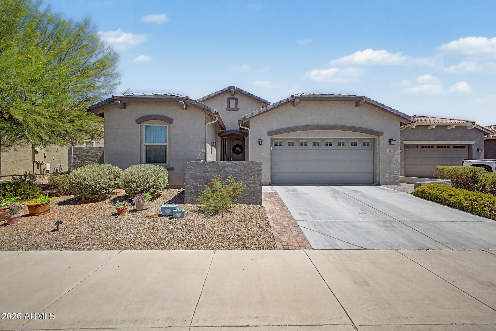 18514 W THISTLE LANDING Drive