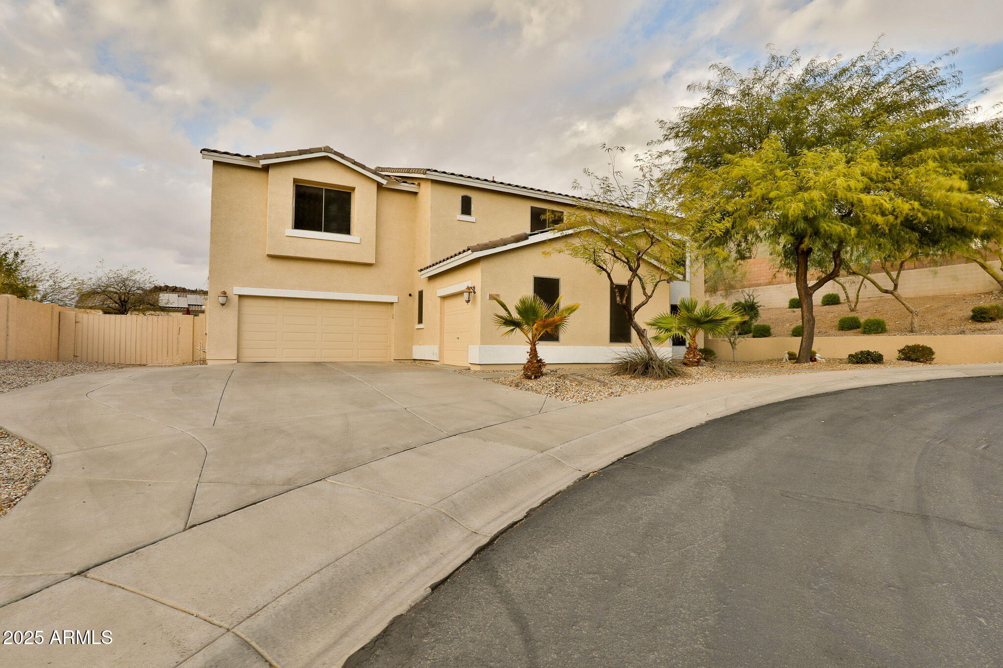 6206 W BUCKHORN Trail