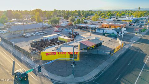 5902 W MARYLAND Avenue Glendale AZ 85301