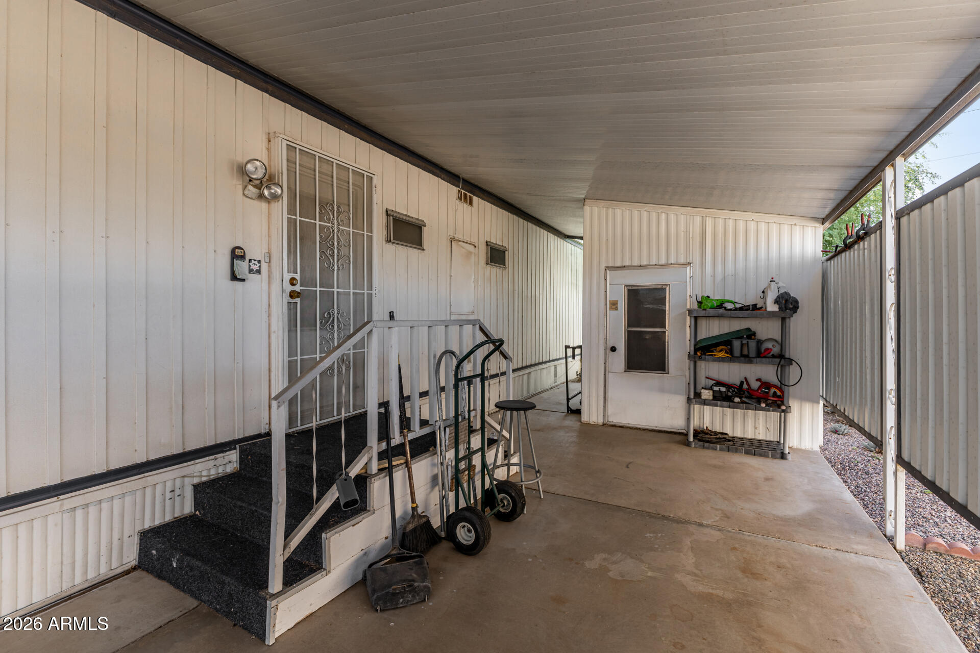 150 S Windsor -- A143