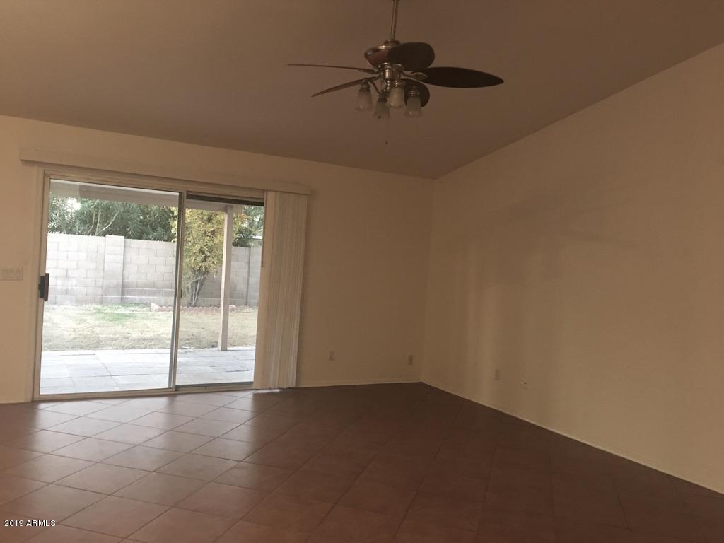 844 N GRANITE Street