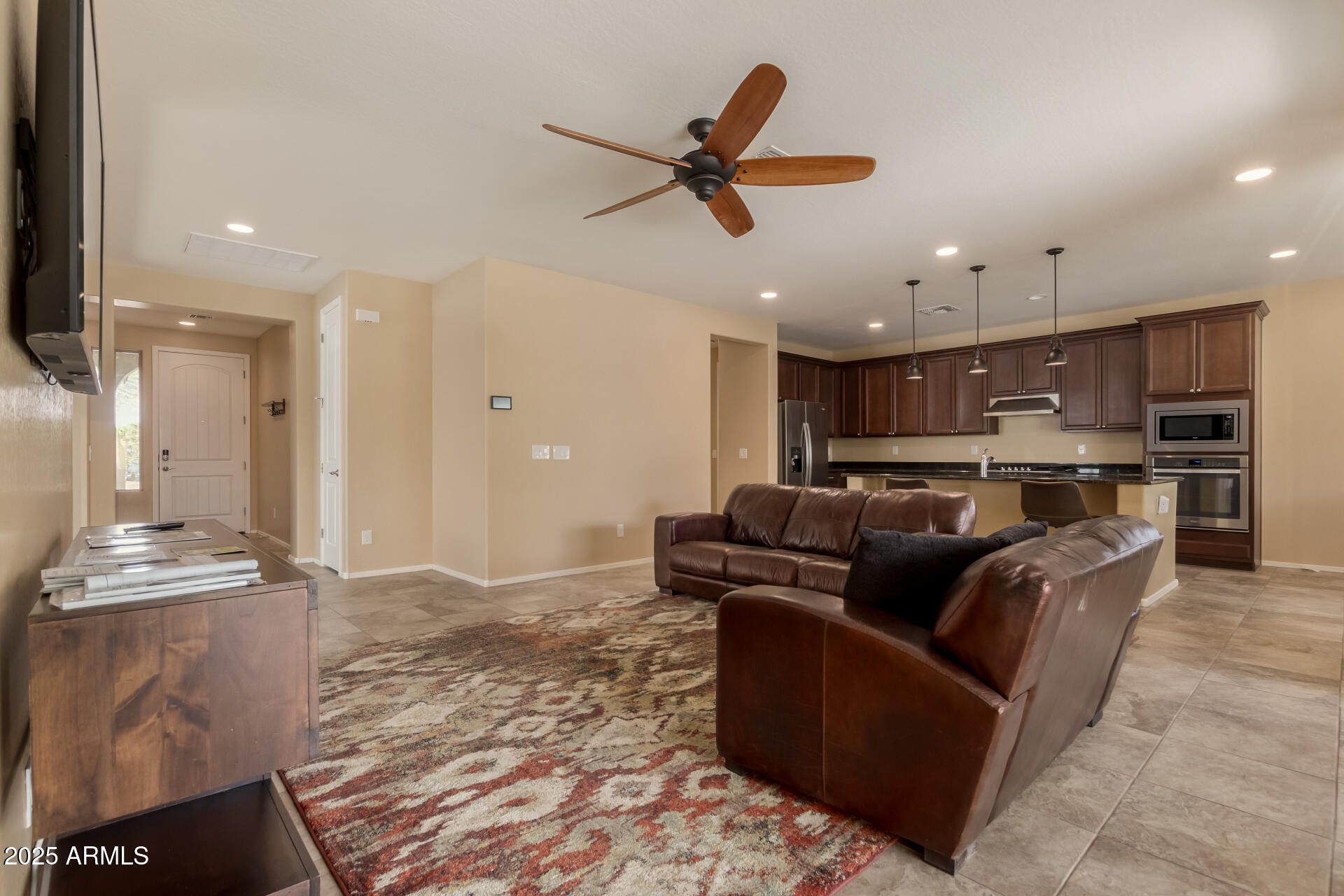 18417 W ELM Street