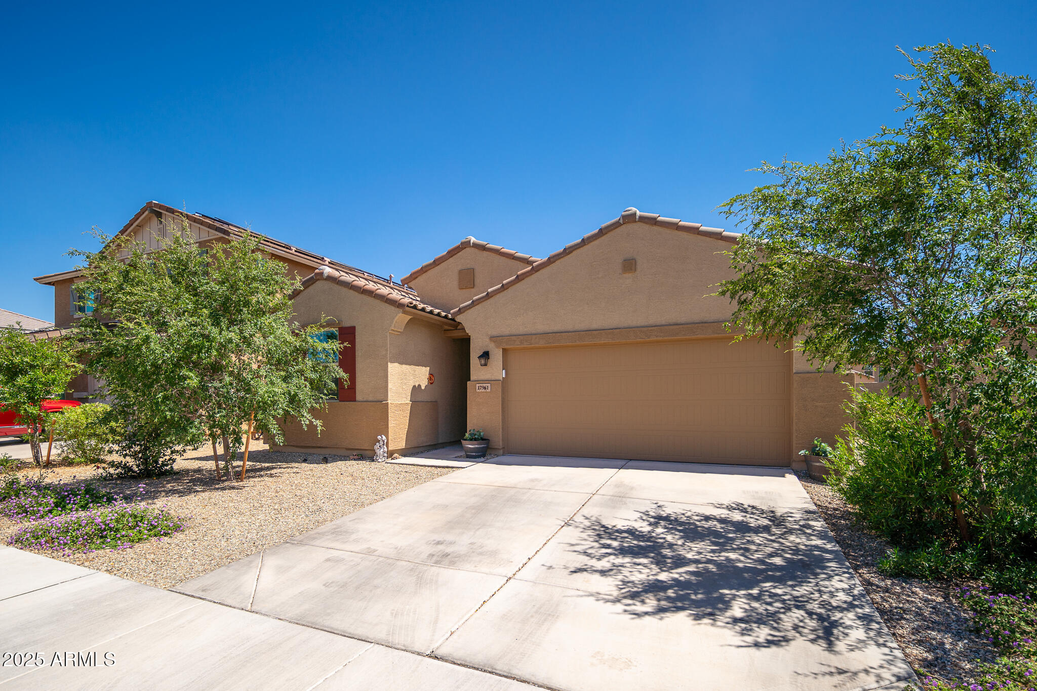 17961 W VILLA HERMOSA Lane