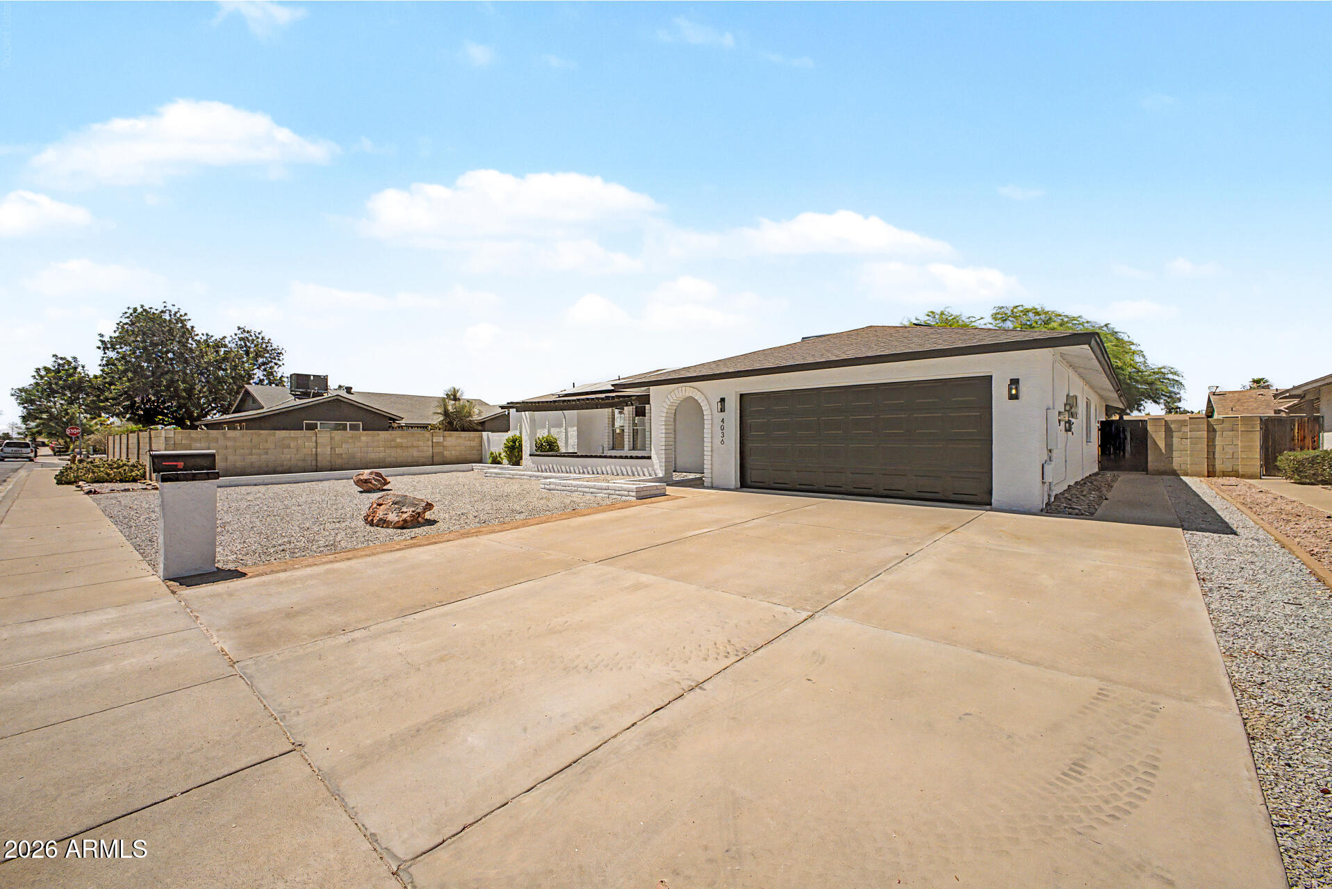 4036 W WOOD Drive