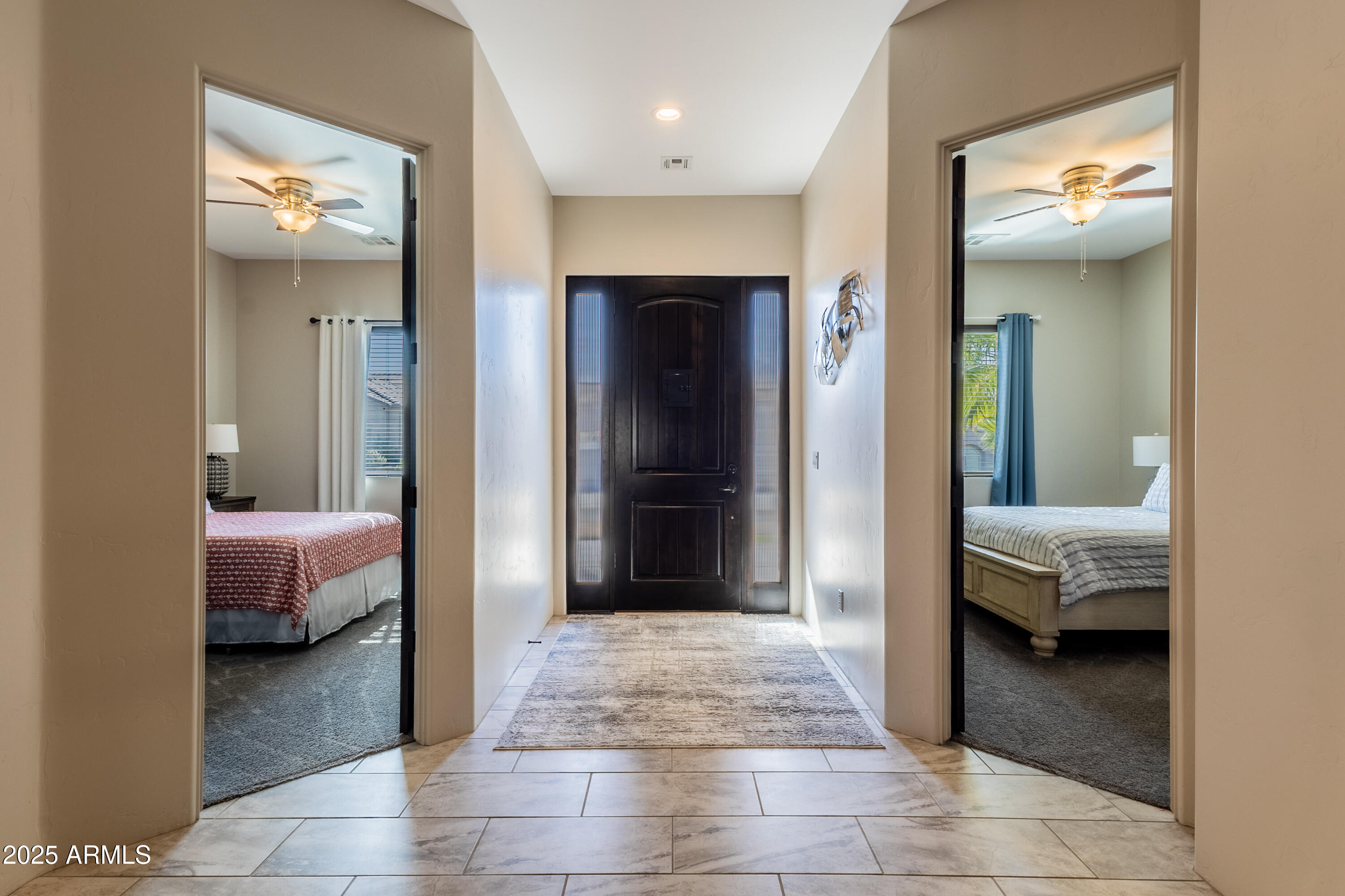 1793 E SAVANNAH Bend