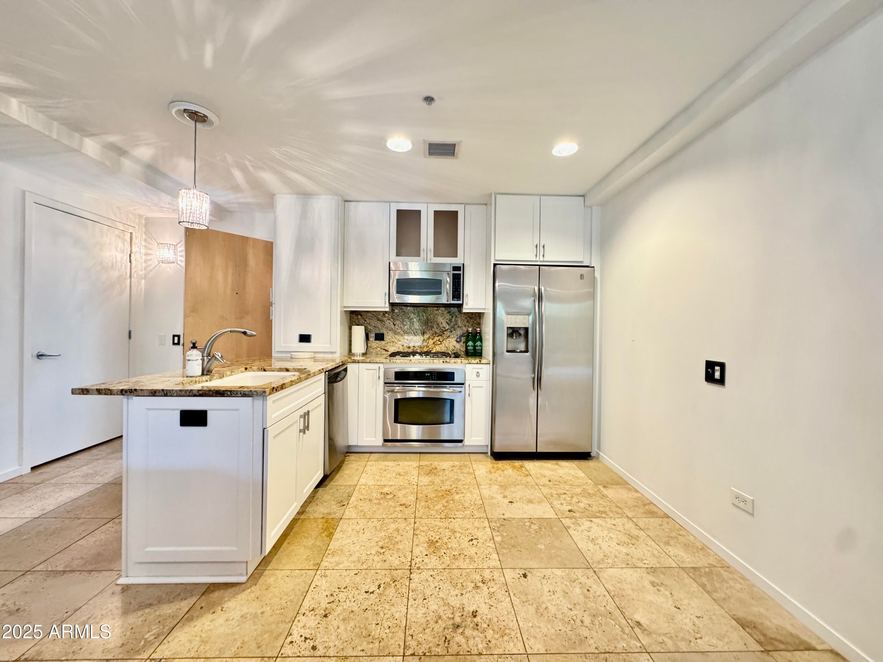 7141 E Rancho Vista Drive Unit 2013