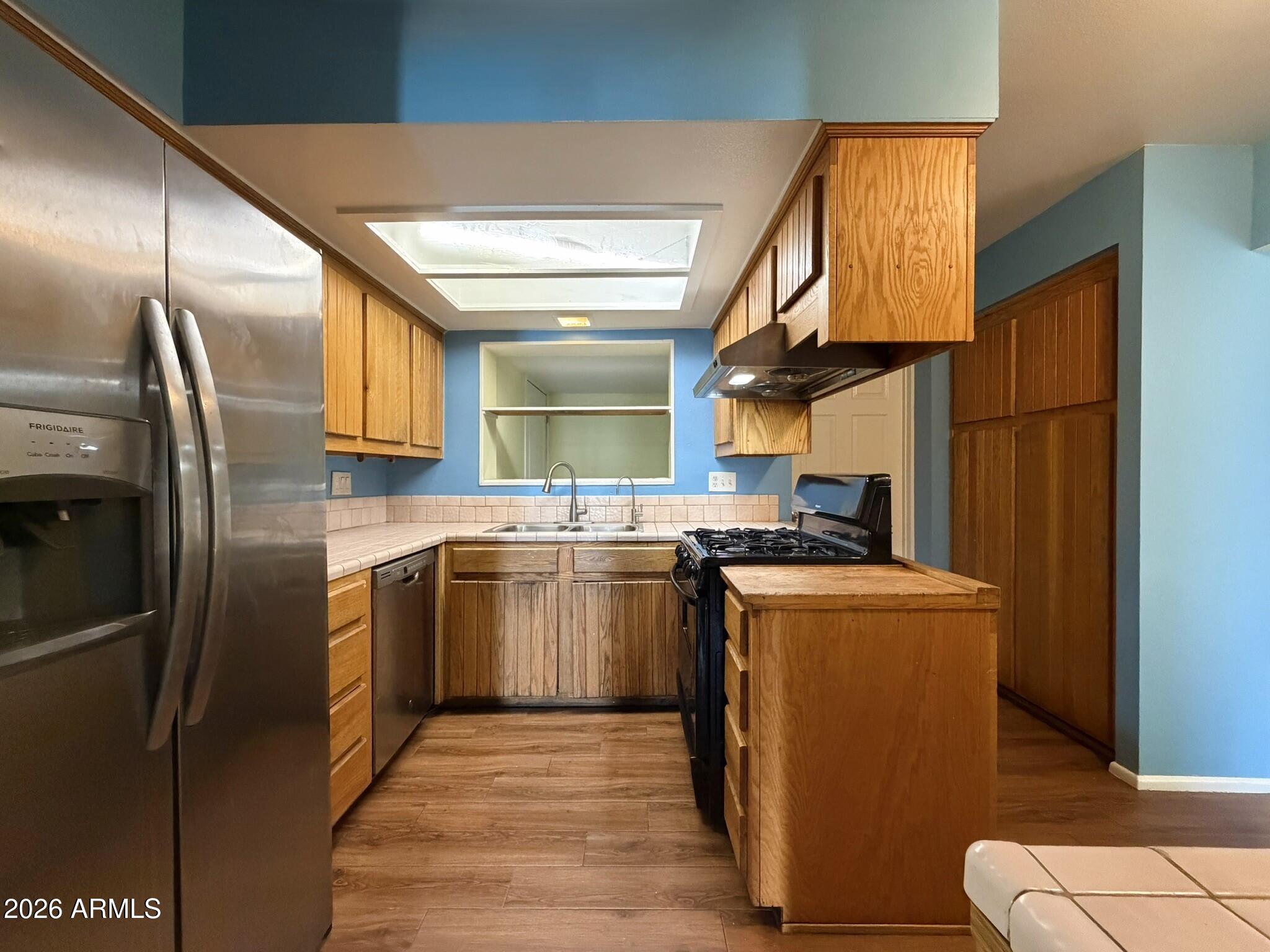 4640 W CAVALIER Drive