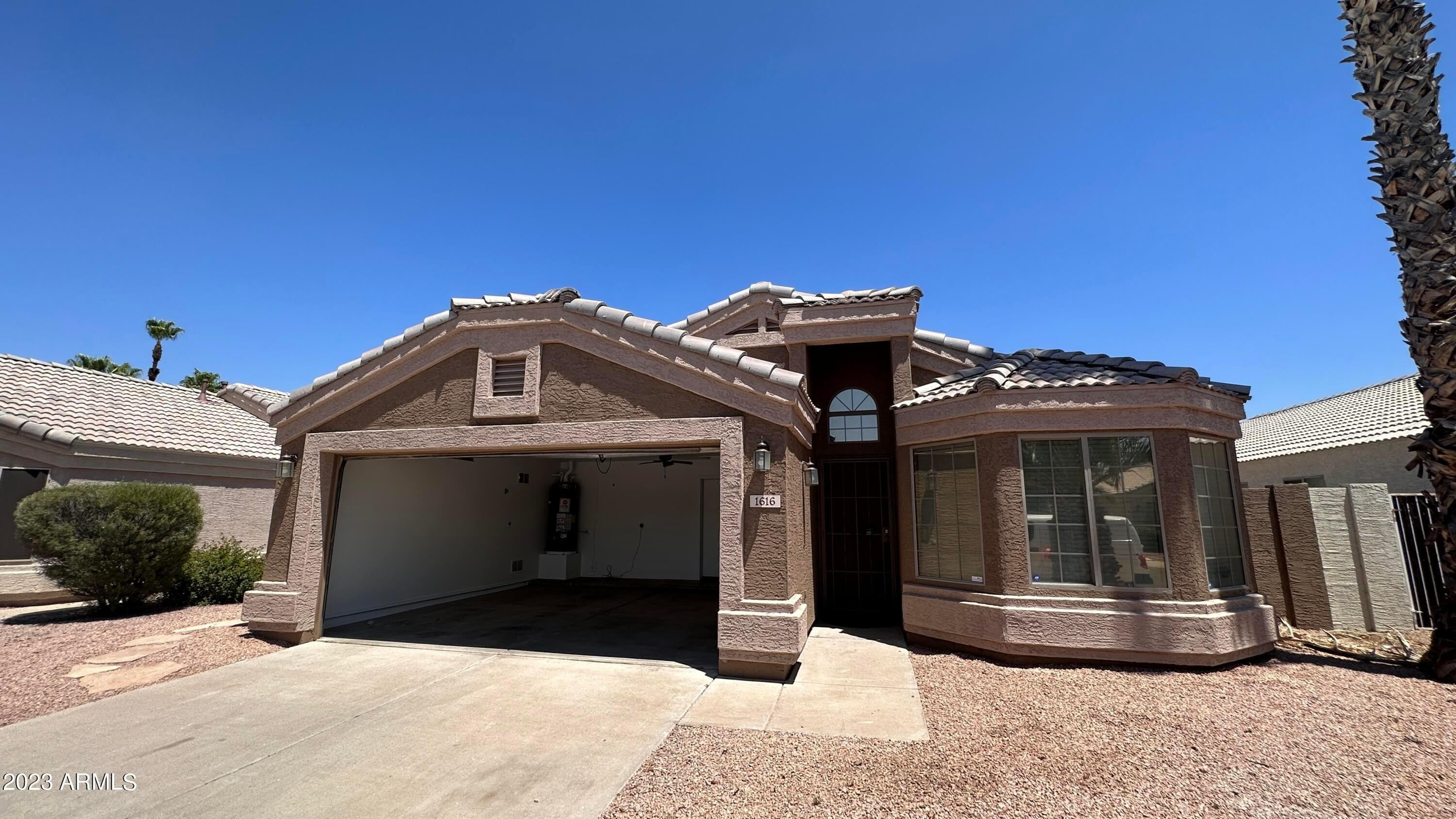 1616 W Kesler Lane