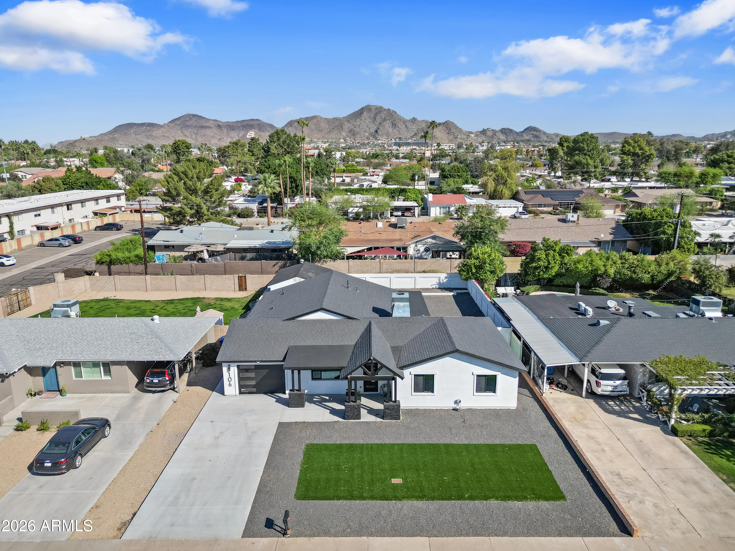 106 E EL CAMINO Drive