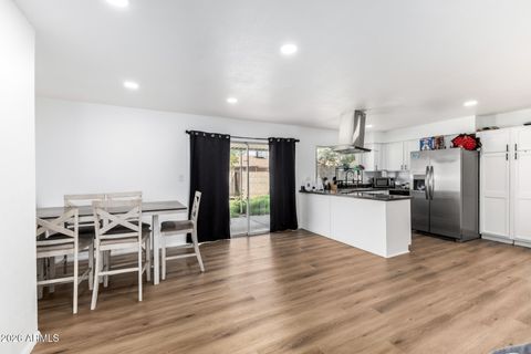 3820 W SIERRA Street Phoenix AZ 85029