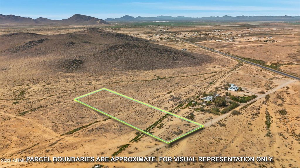 Photo of Tbd S 382nd Avenue #-, Tonopah, AZ 85354 (MLS # 6981892)