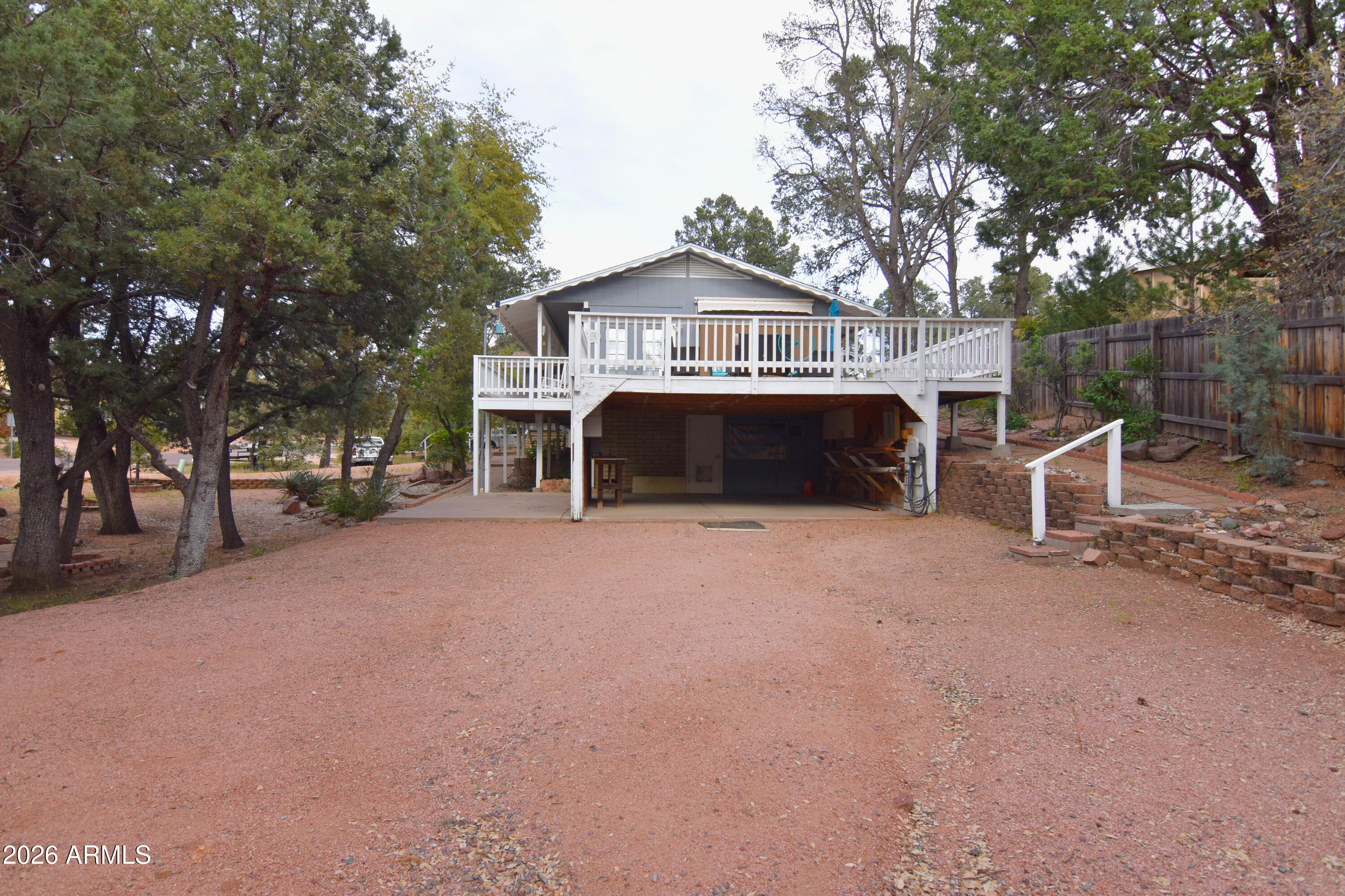 603 E EVERGREEN Street